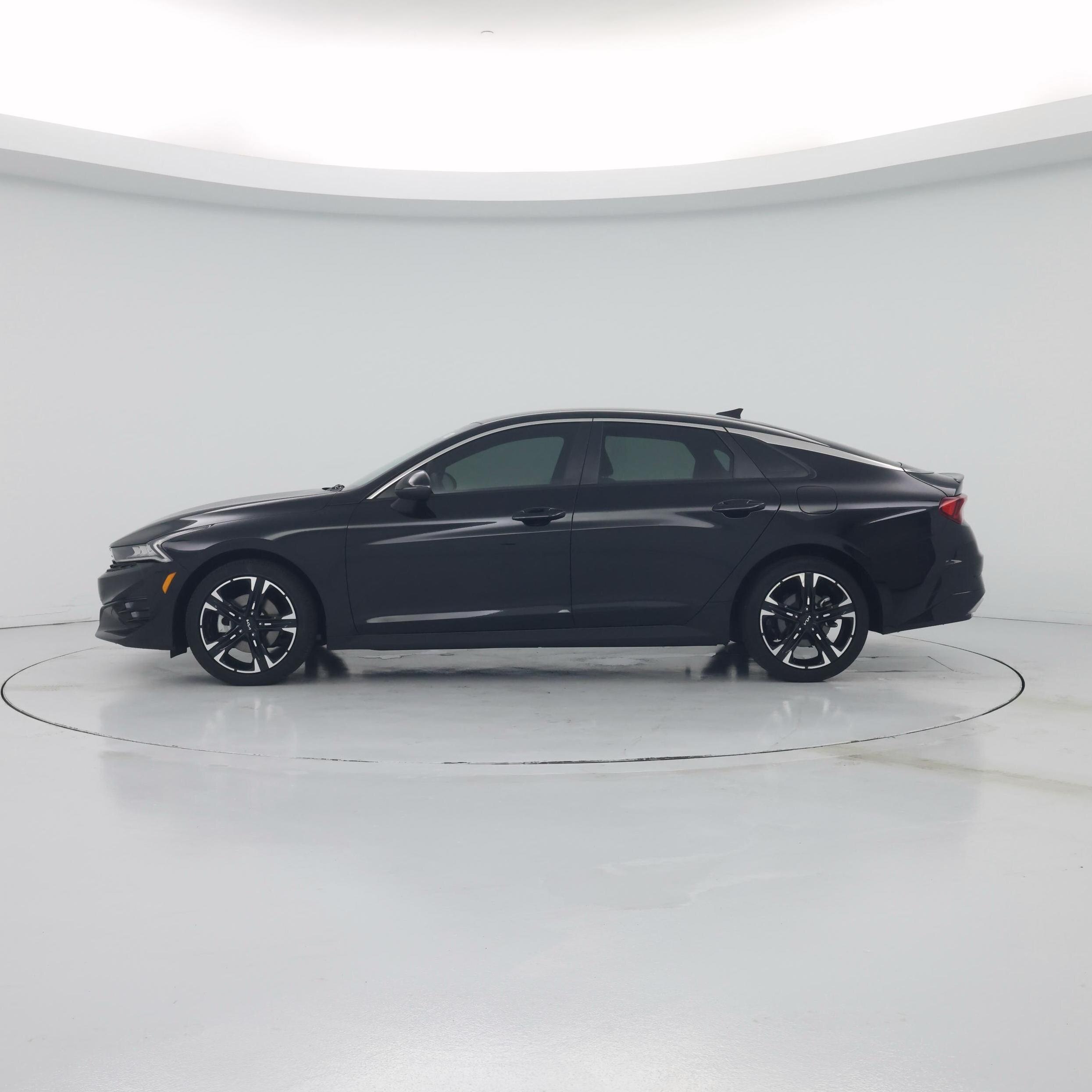 Thumbnail: 2024 Kia K5 - 3