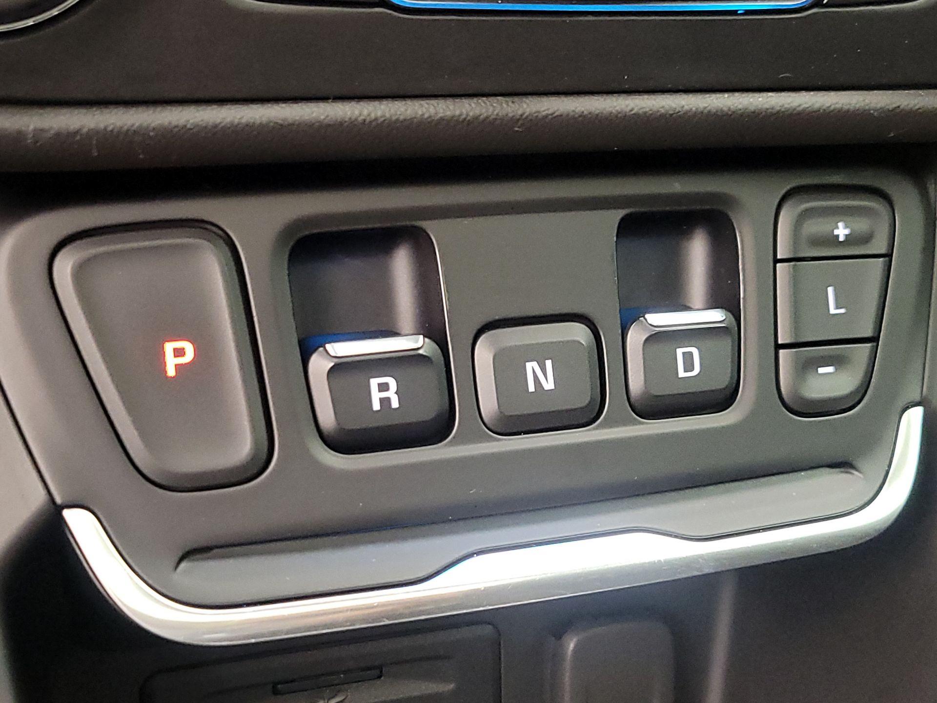 Thumbnail: 2020 GMC Terrain - 17