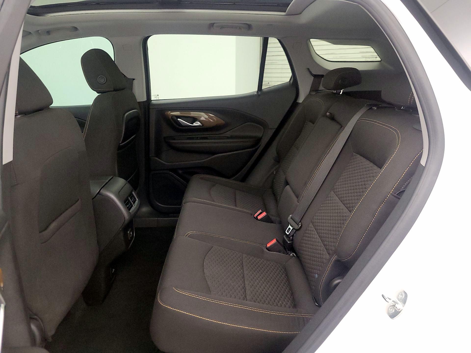 Thumbnail: 2020 GMC Terrain - 20