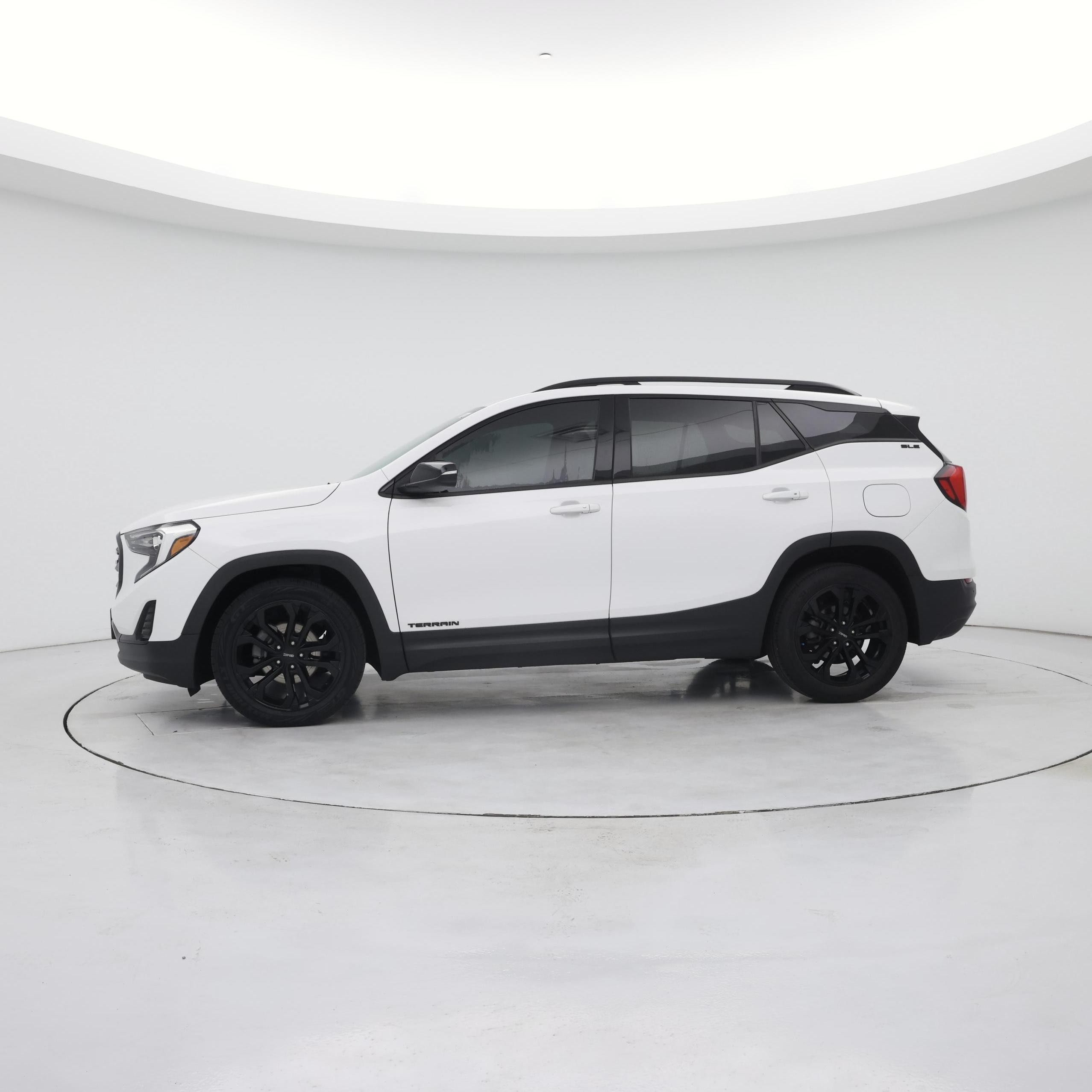 Thumbnail: 2020 GMC Terrain - 3