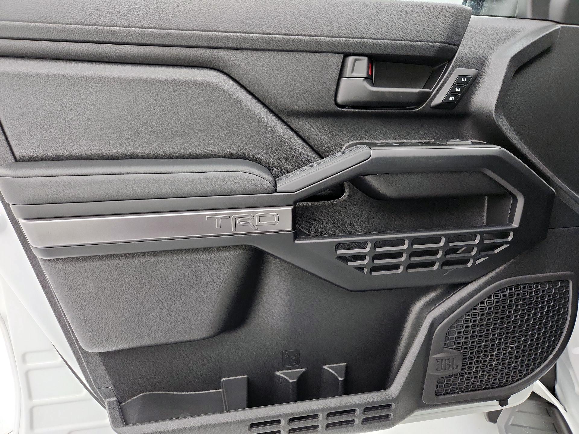 Thumbnail: 2025 Toyota 4Runner - 12