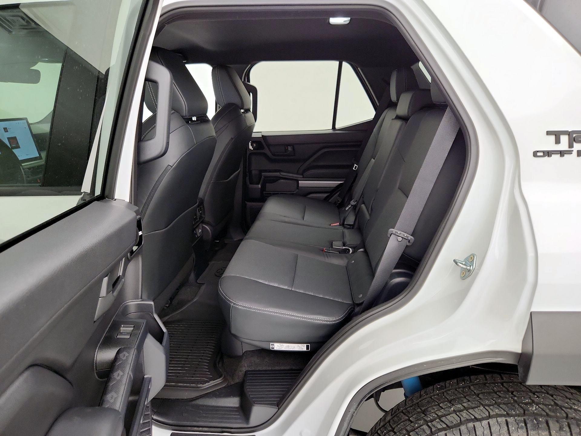 Thumbnail: 2025 Toyota 4Runner - 20