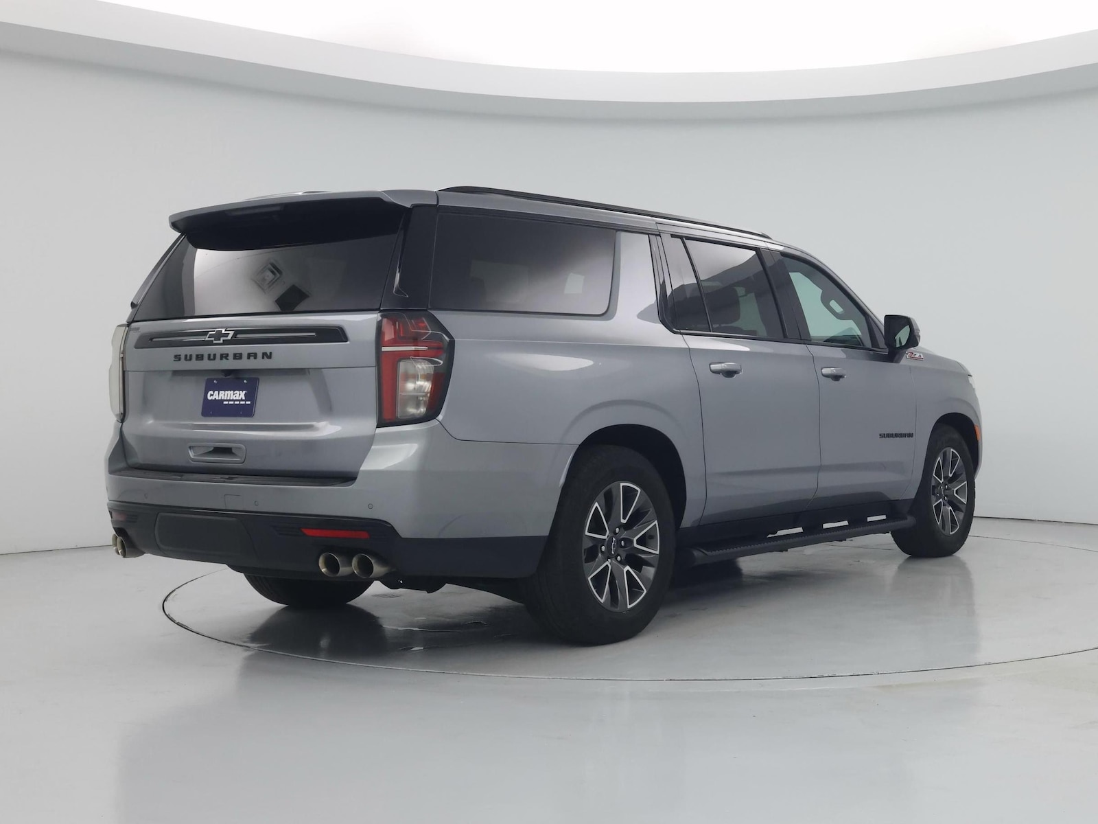 2024 Chevrolet Suburban Z71 - Photo 9