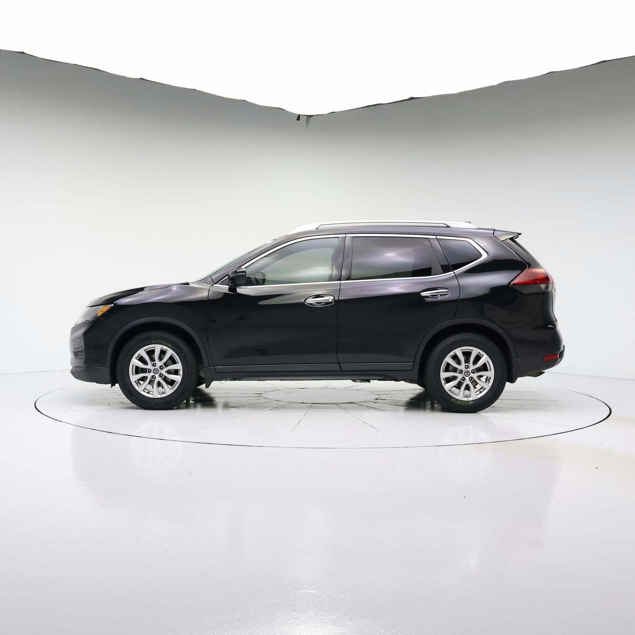 Thumbnail: 2019 Nissan Rogue - 3