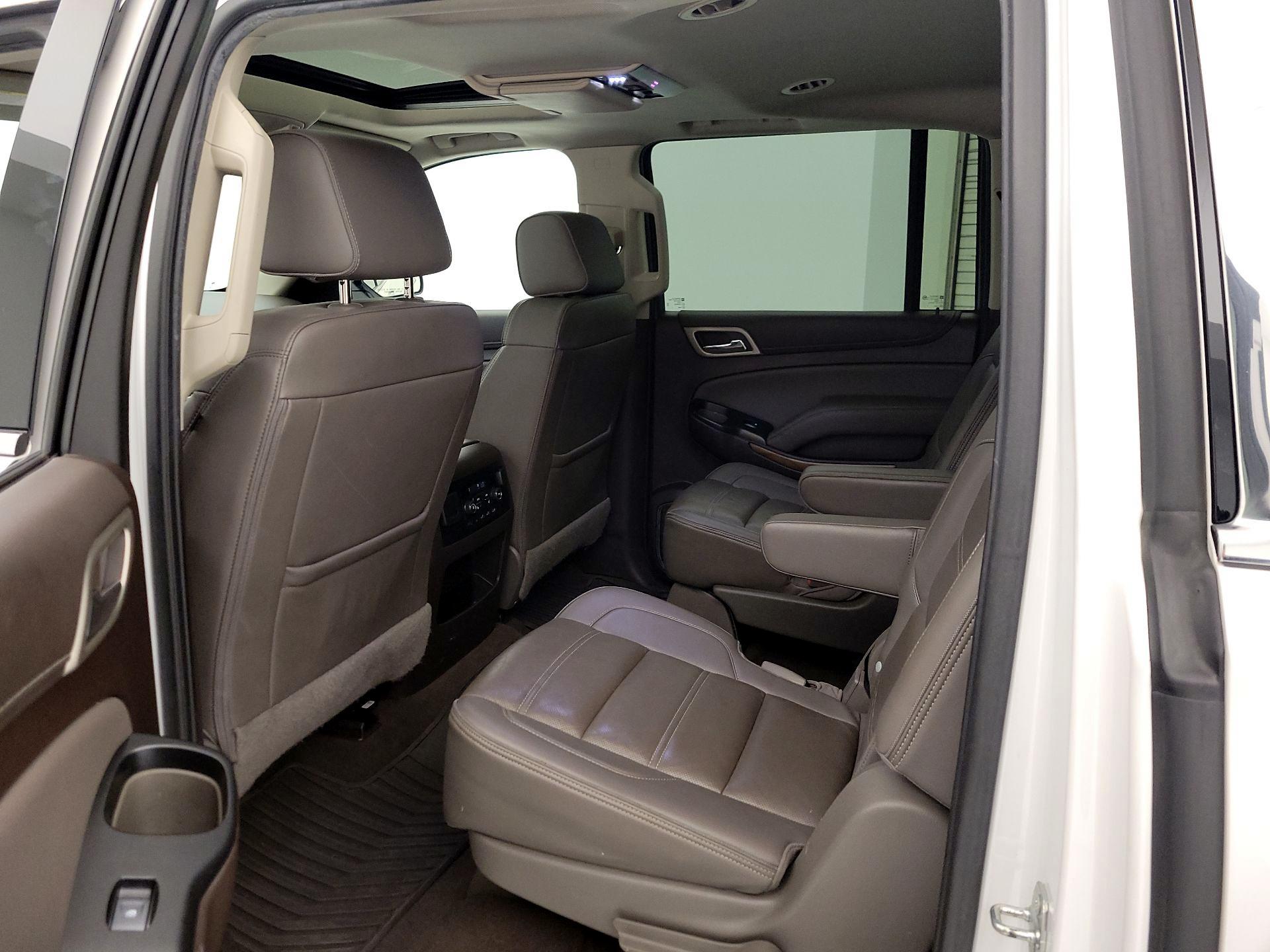Thumbnail: 2020 GMC Yukon XL - 20