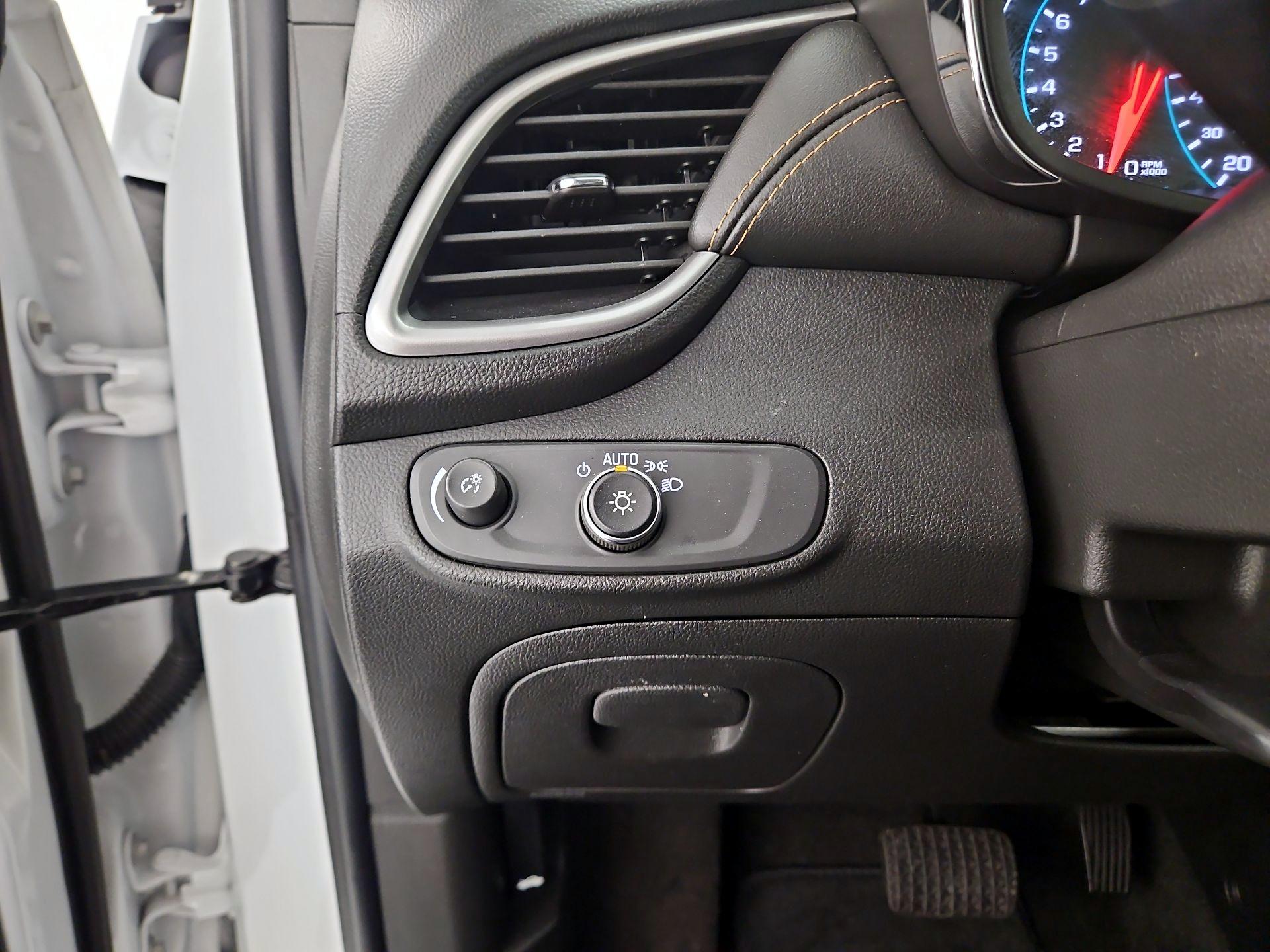 Thumbnail: 2022 Chevrolet Trax - 13