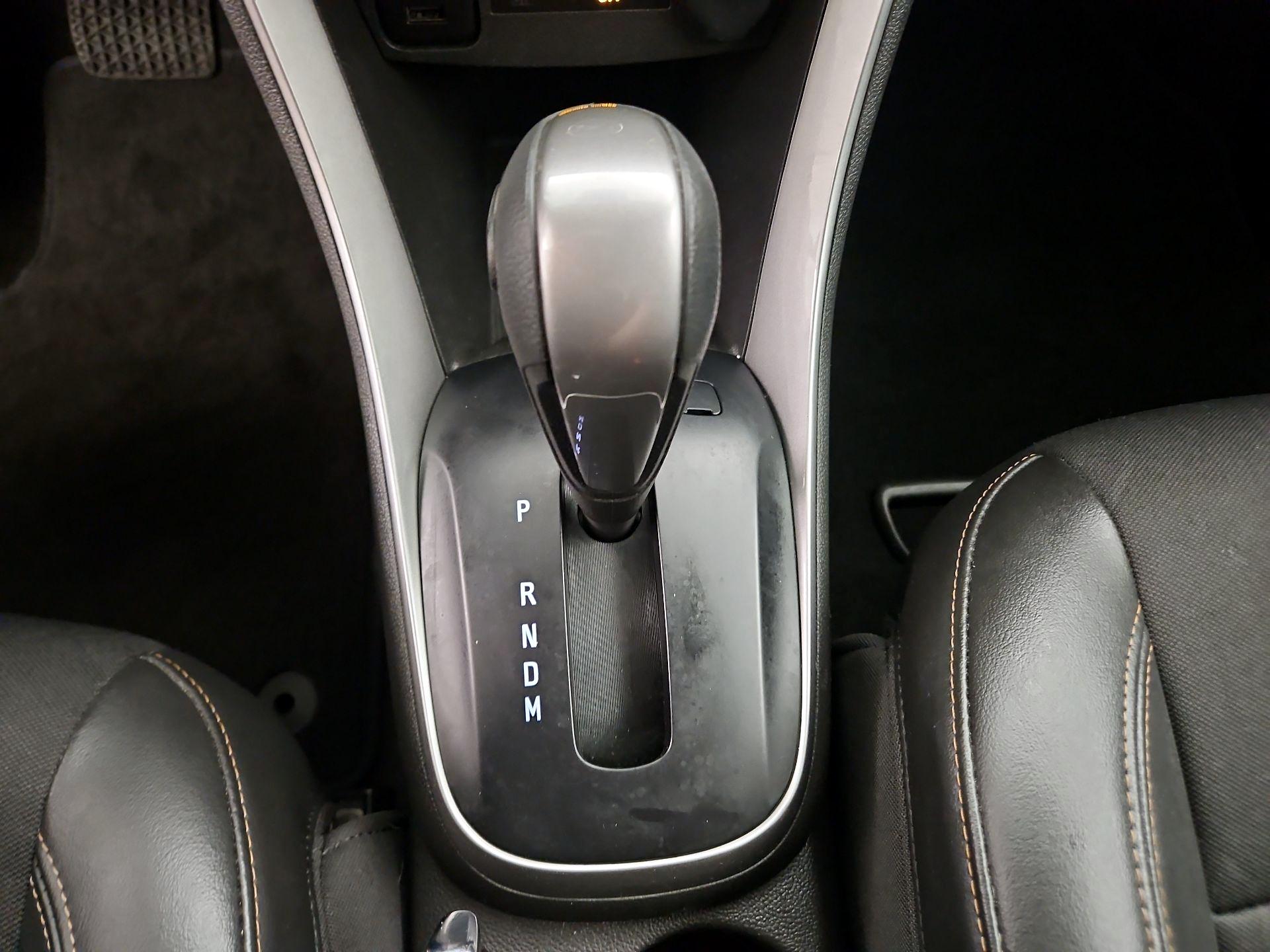 Thumbnail: 2022 Chevrolet Trax - 17