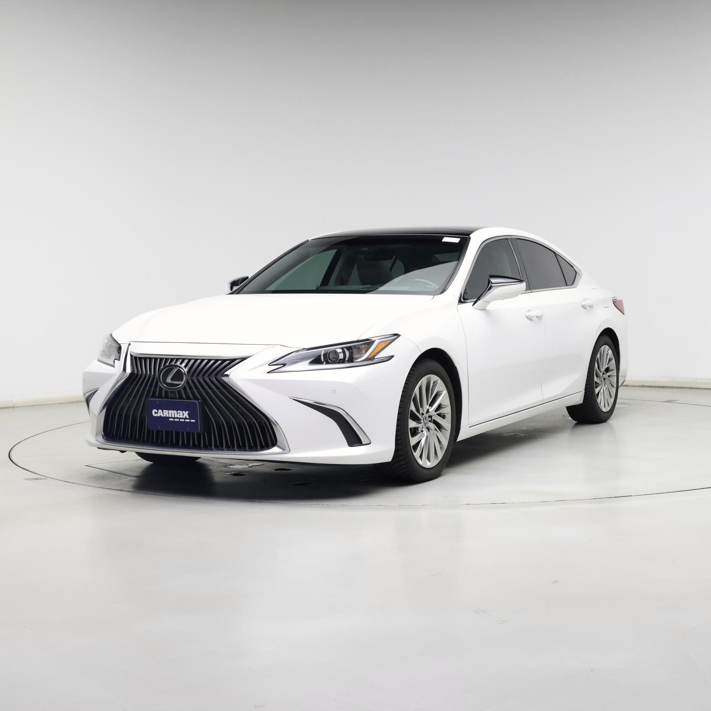 Thumbnail: 2019 Lexus ES - 4