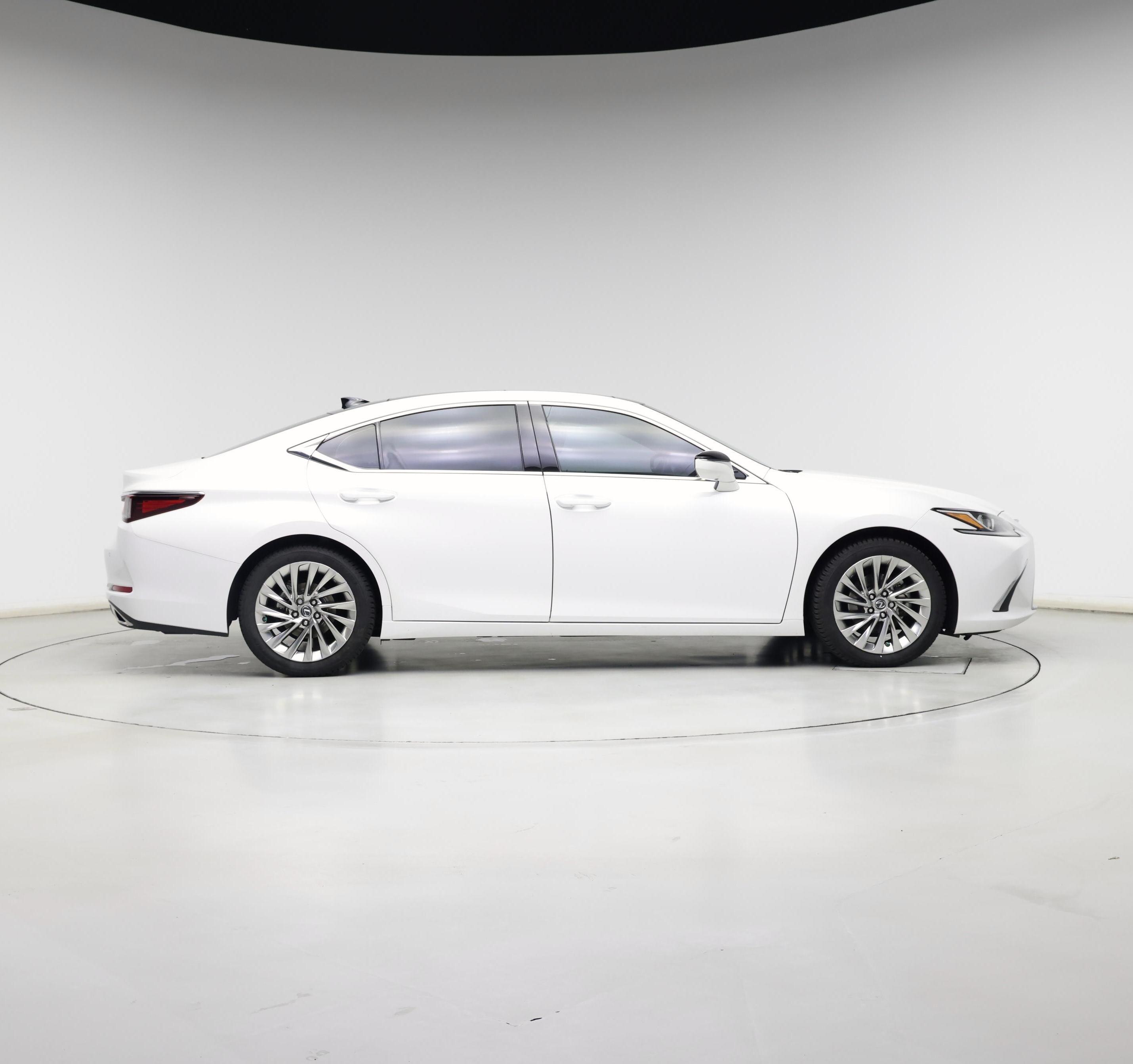 Thumbnail: 2019 Lexus ES - 7