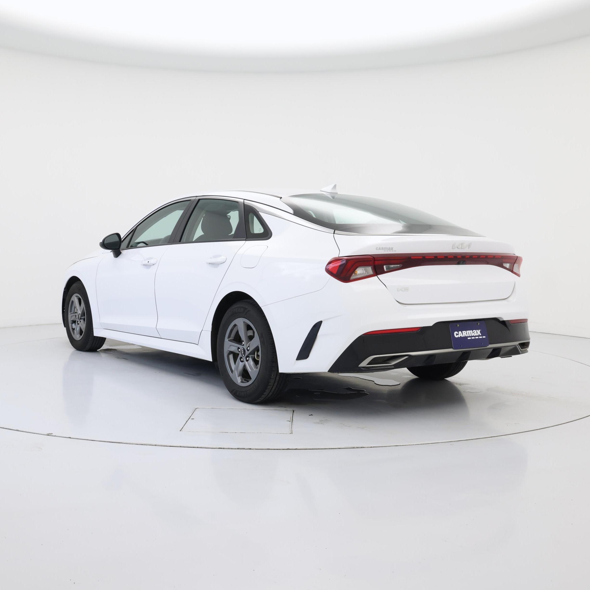 Thumbnail: 2023 Kia K5 - 2