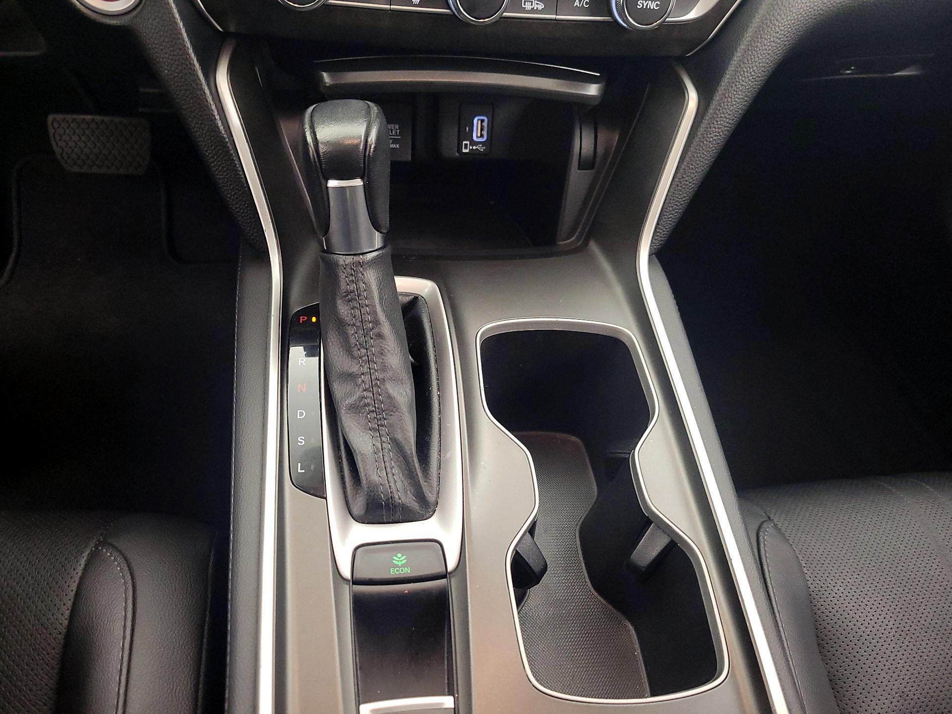 Thumbnail: 2019 Honda Accord - 17