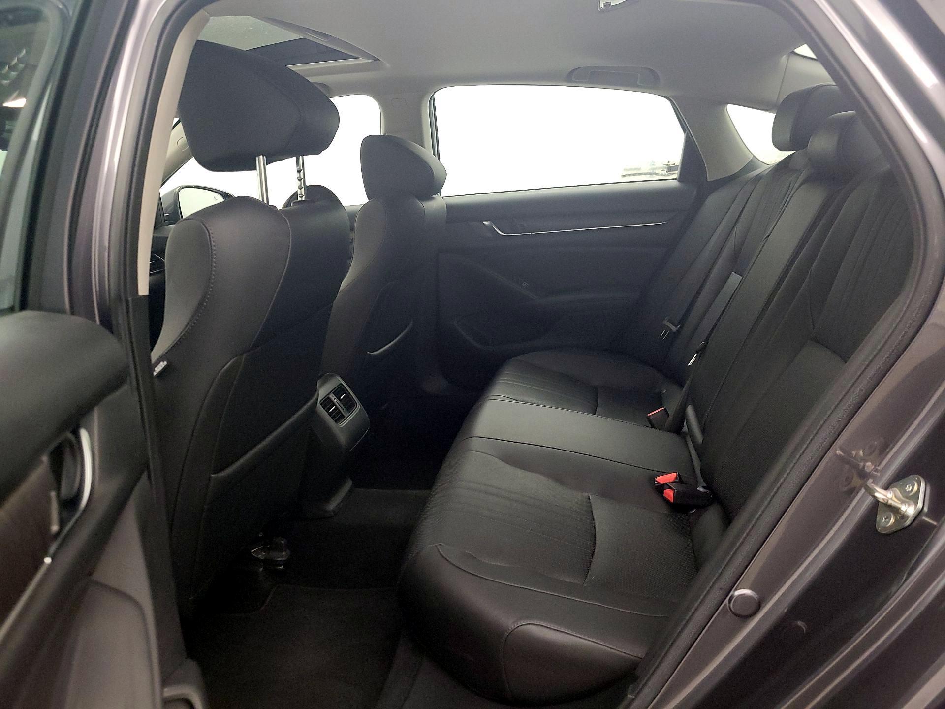 Thumbnail: 2019 Honda Accord - 20