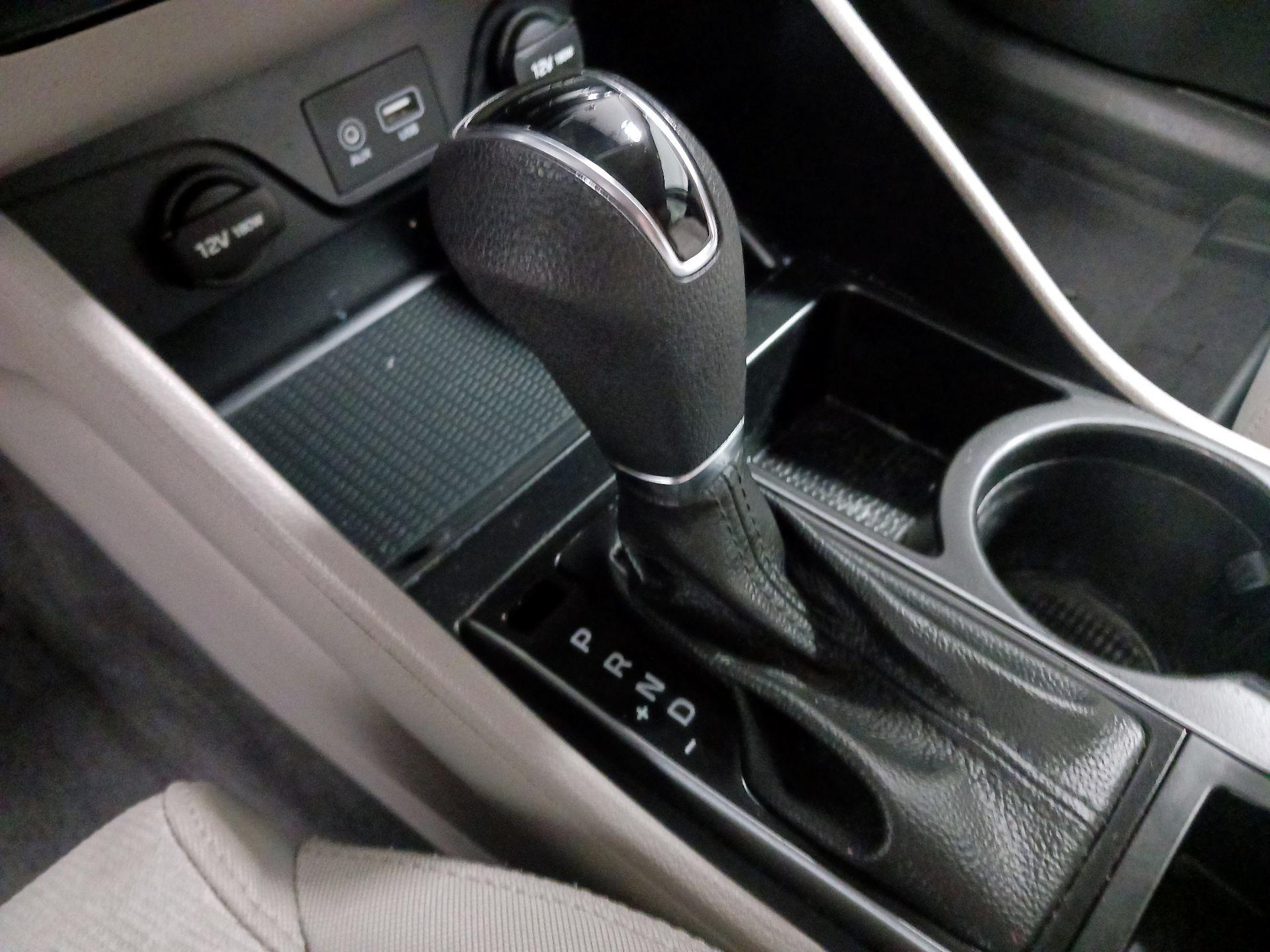 Thumbnail: 2016 Hyundai Tucson - 15