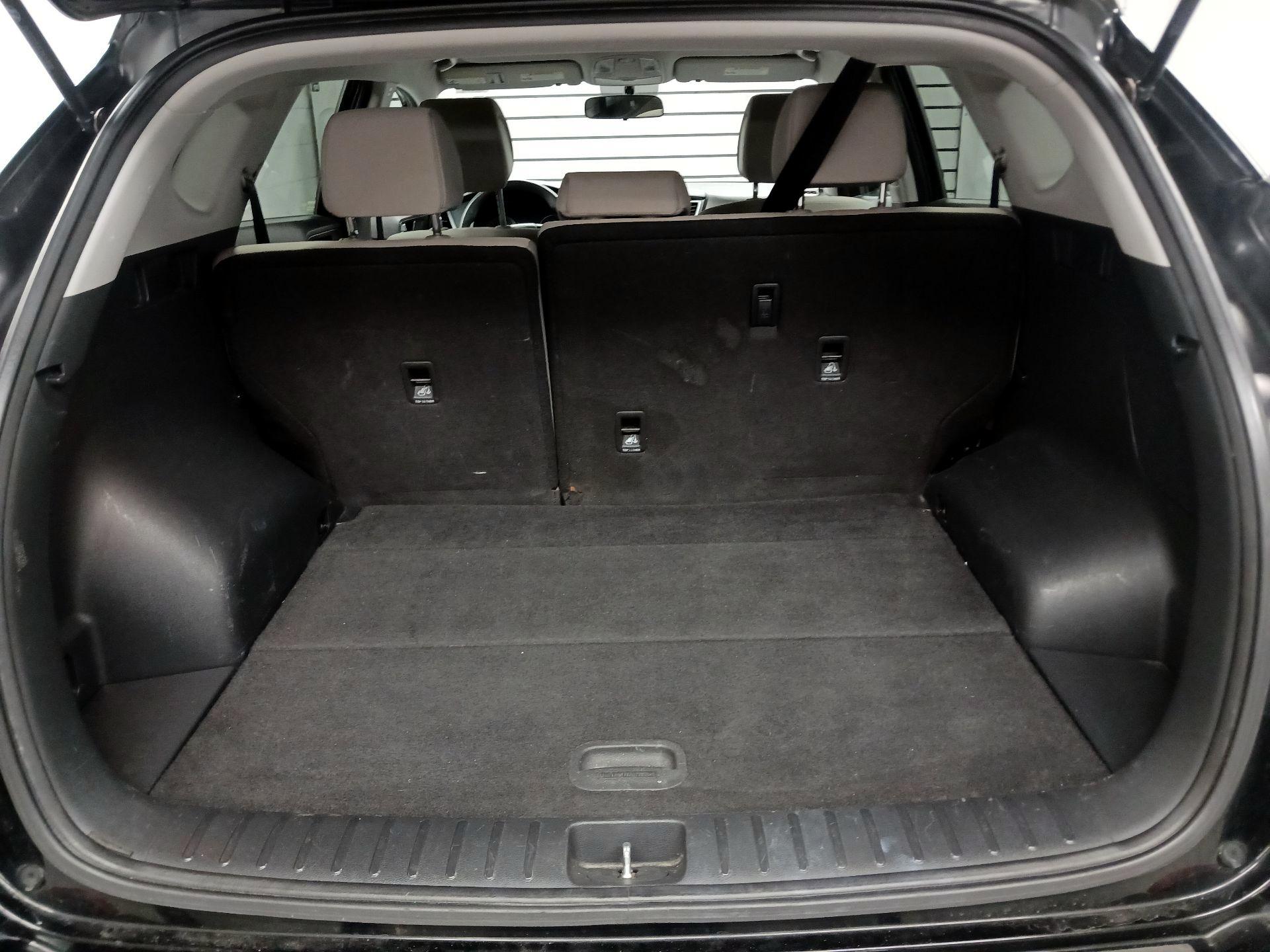 Thumbnail: 2016 Hyundai Tucson - 16
