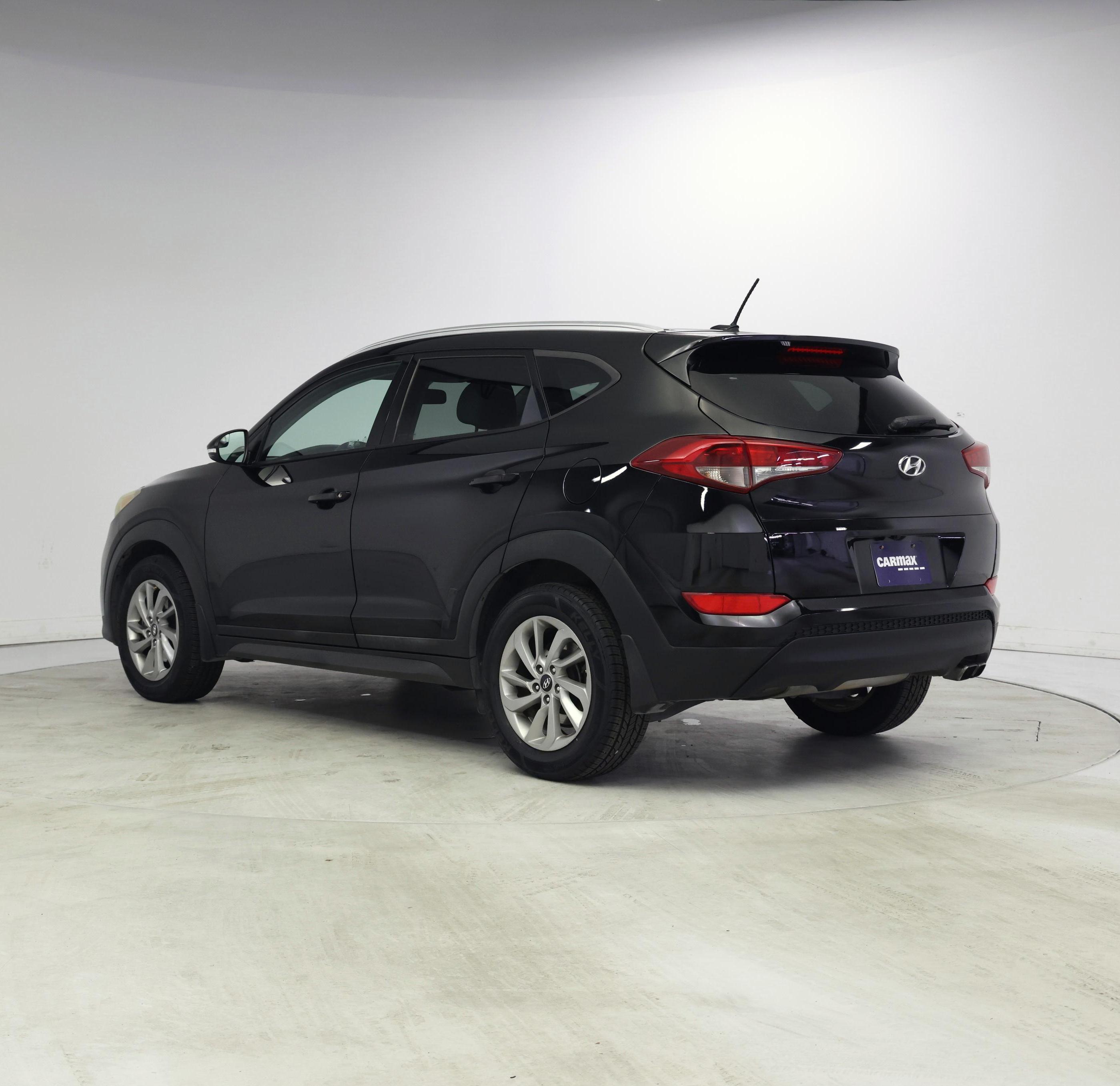 Thumbnail: 2016 Hyundai Tucson - 2