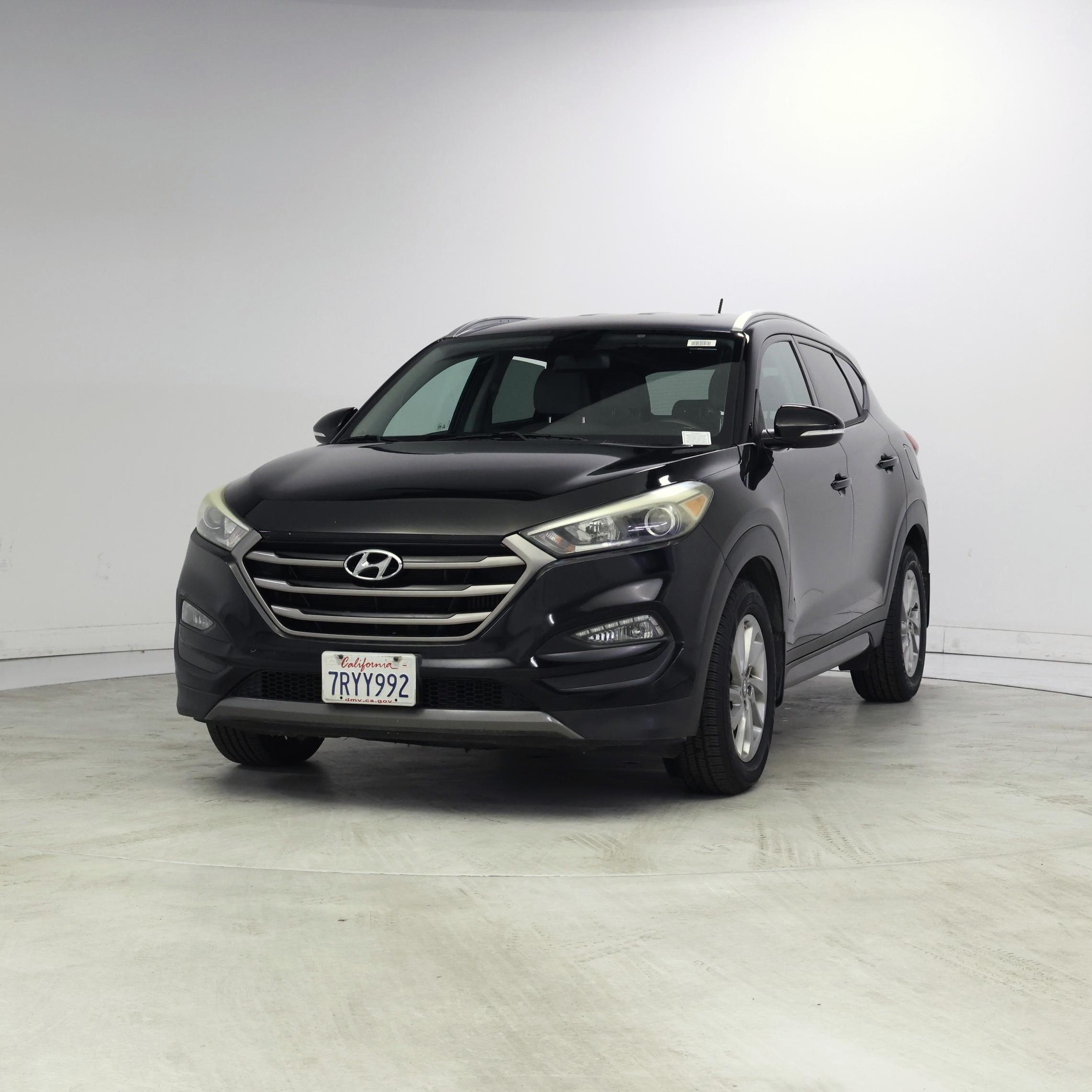 Thumbnail: 2016 Hyundai Tucson - 4