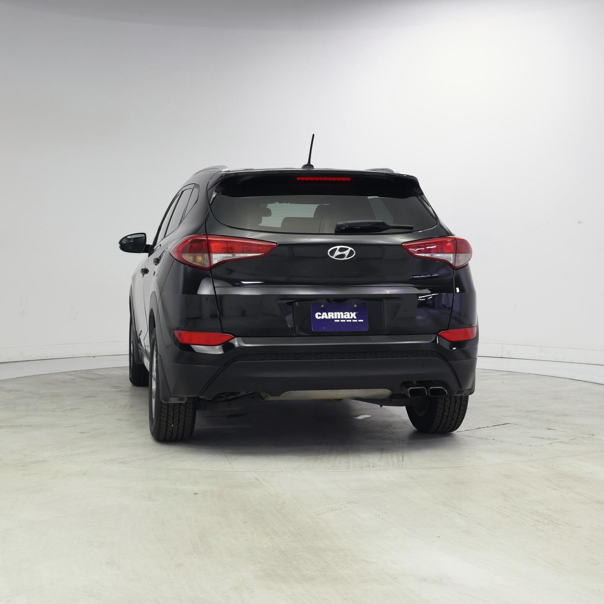 Thumbnail: 2016 Hyundai Tucson - 6