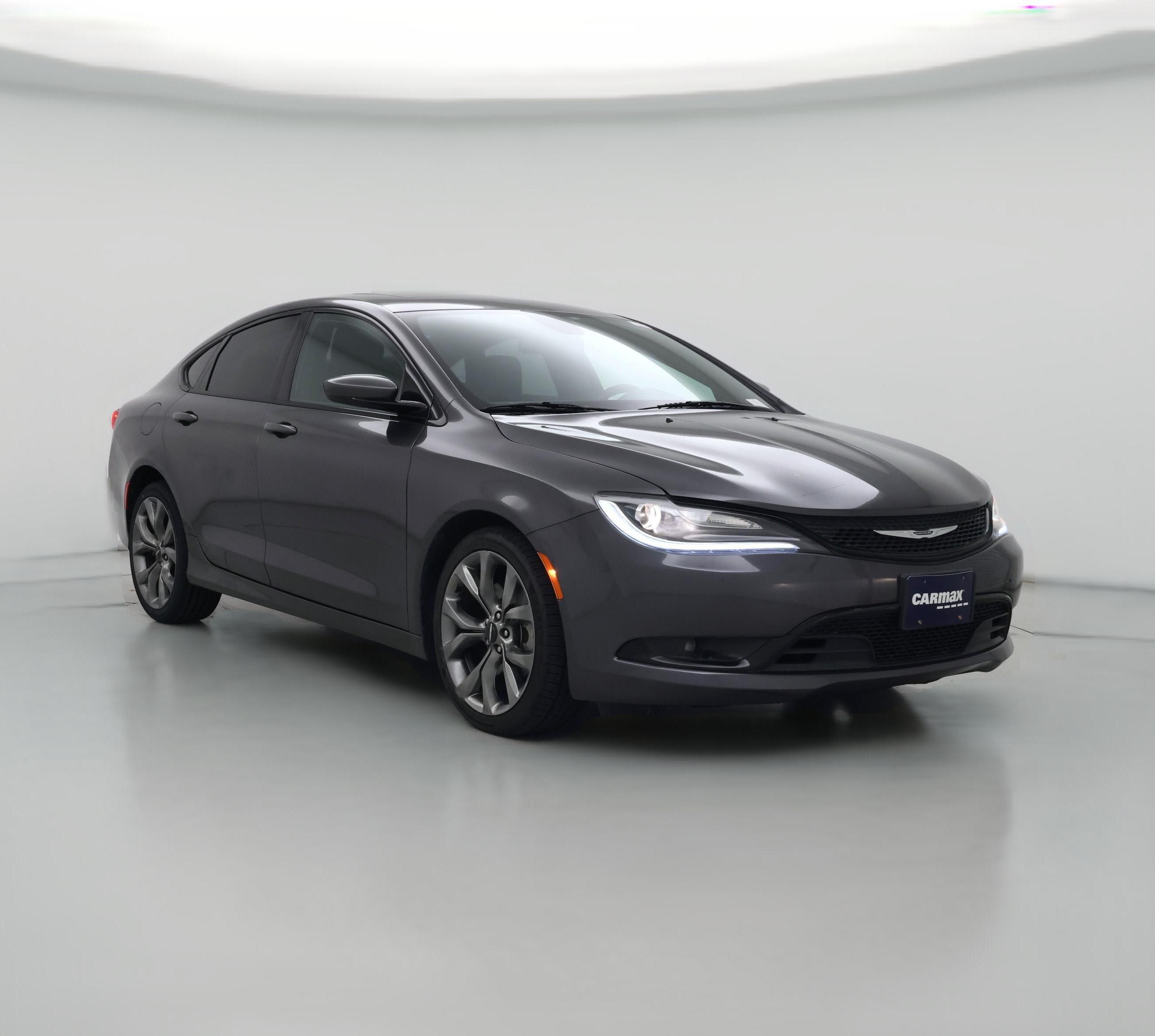 Thumbnail: 2015 Chrysler 200 - 1