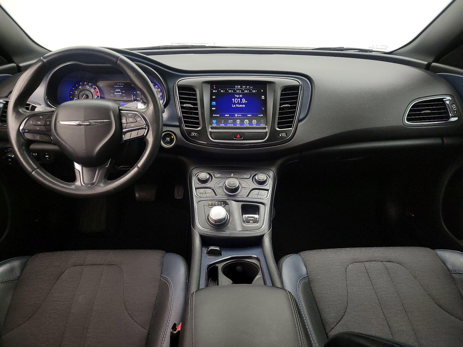 Thumbnail: 2015 Chrysler 200 - 9
