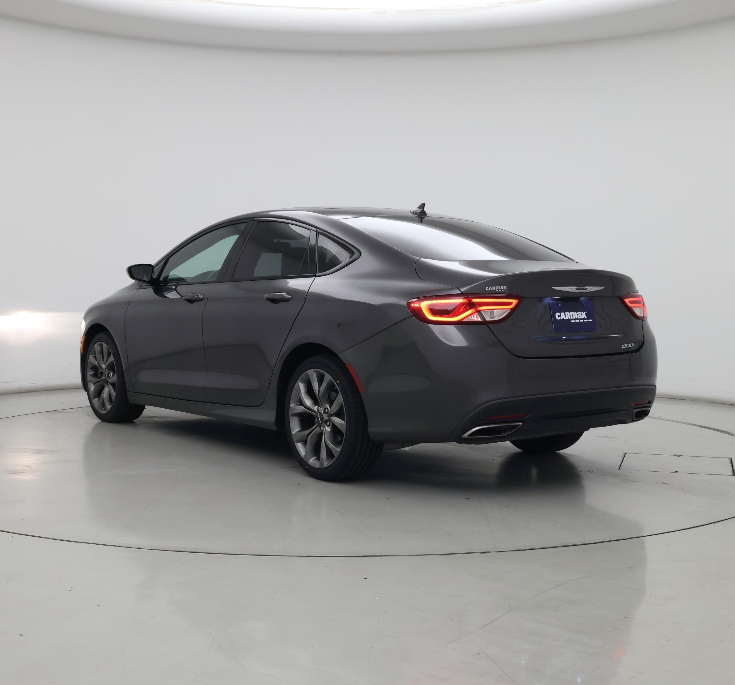 Thumbnail: 2015 Chrysler 200 - 2