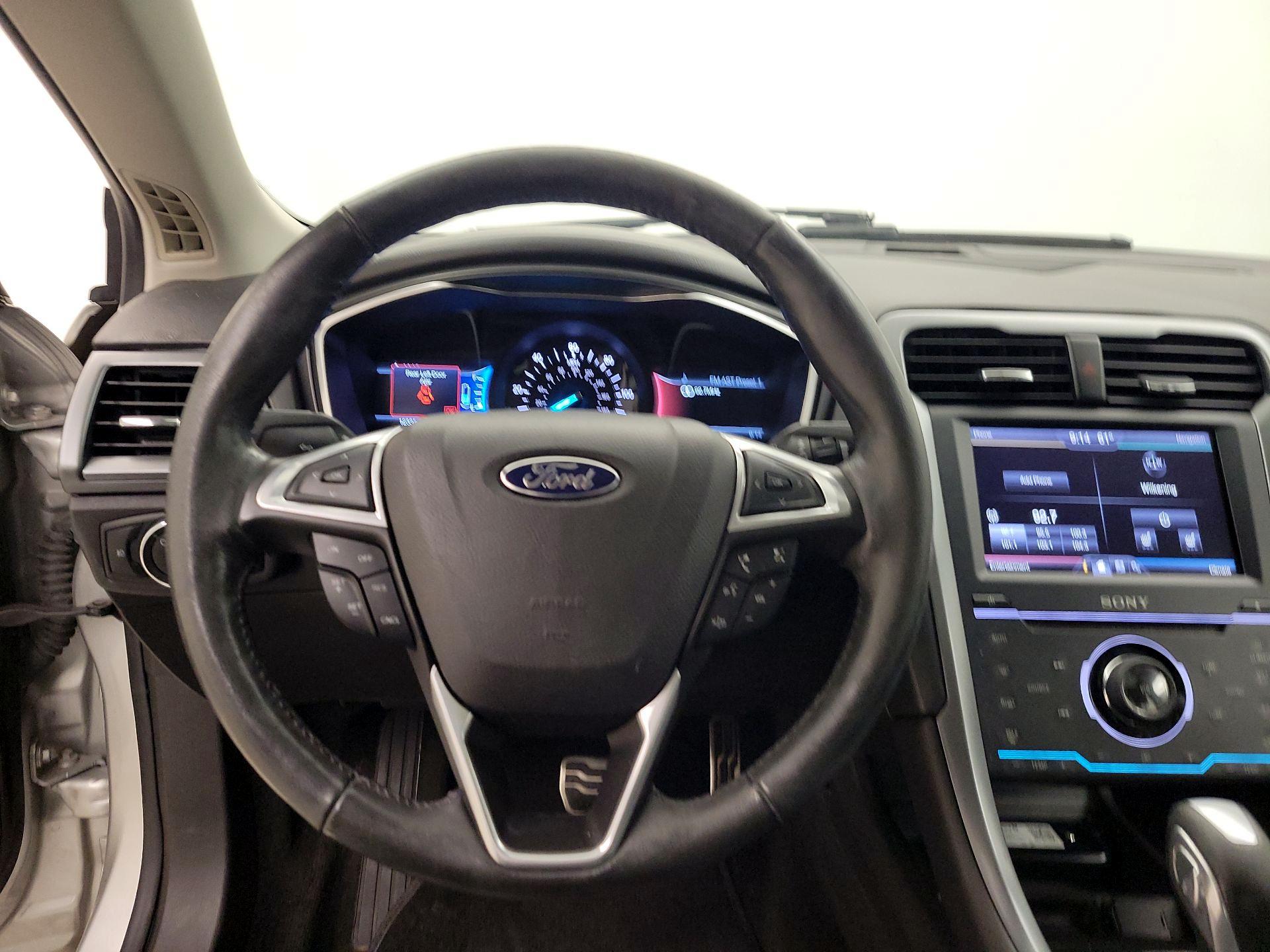 Thumbnail: 2014 Ford Fusion - 10