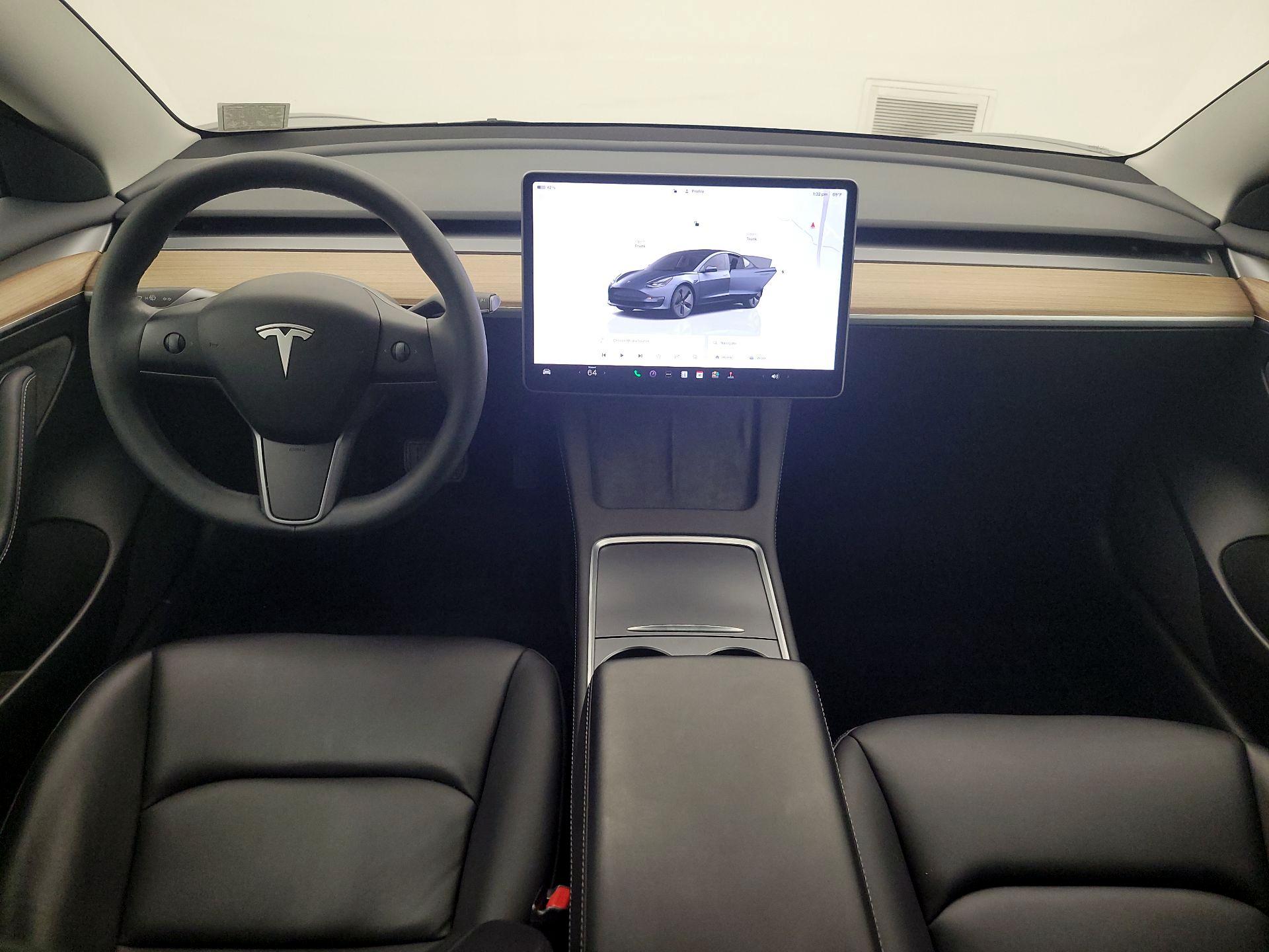 Thumbnail: 2023 Tesla Model 3 - 9