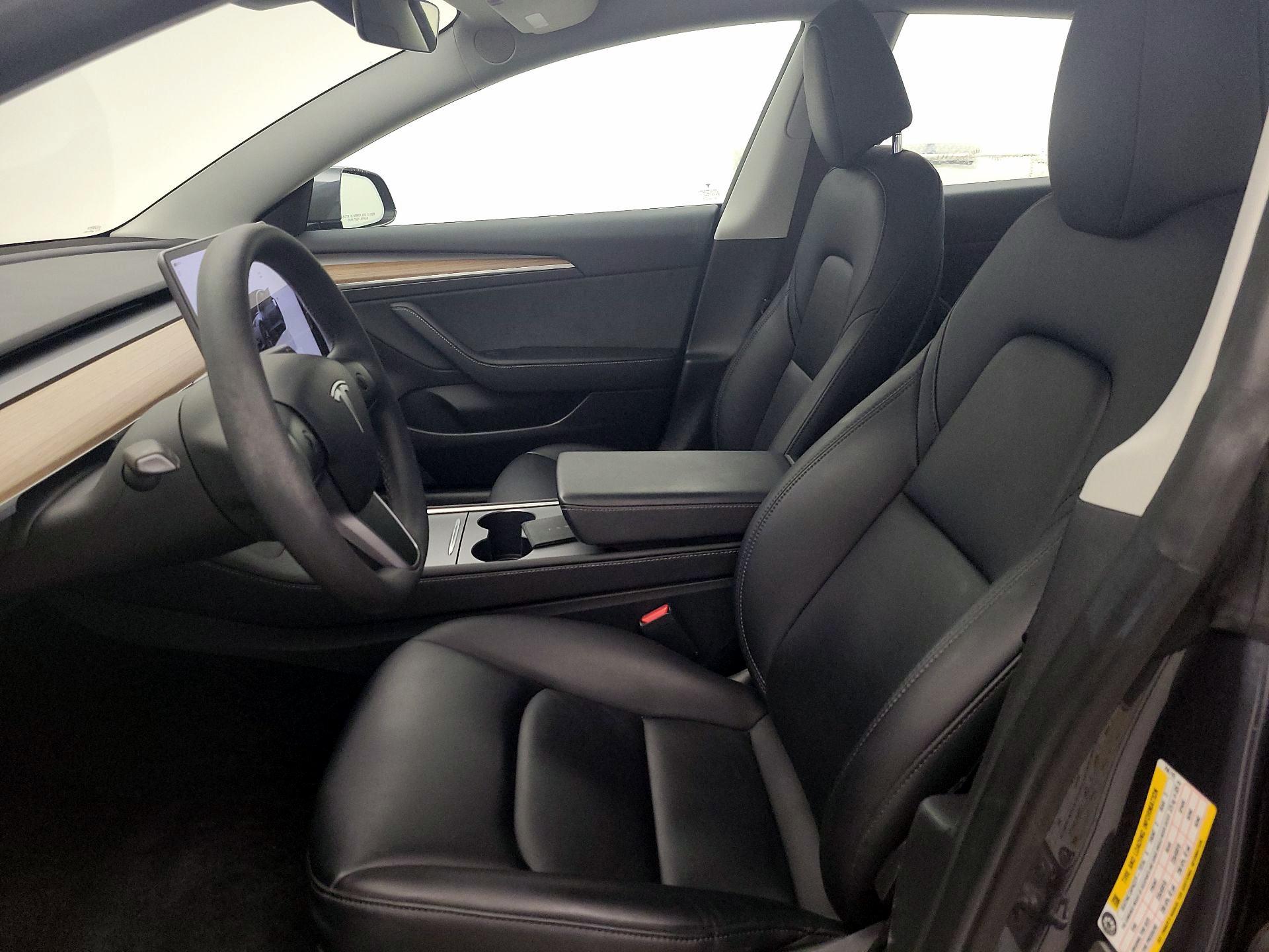 Thumbnail: 2023 Tesla Model 3 - 11