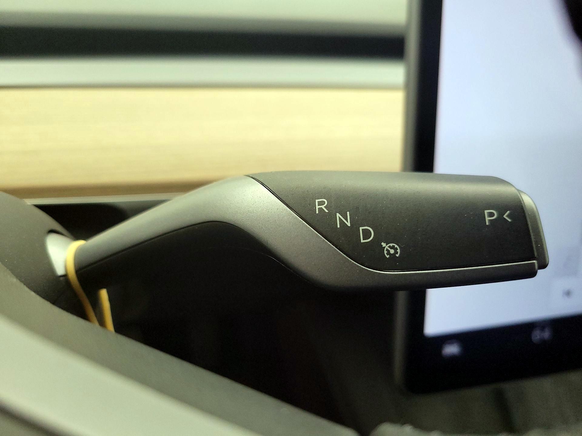 Thumbnail: 2023 Tesla Model 3 - 17