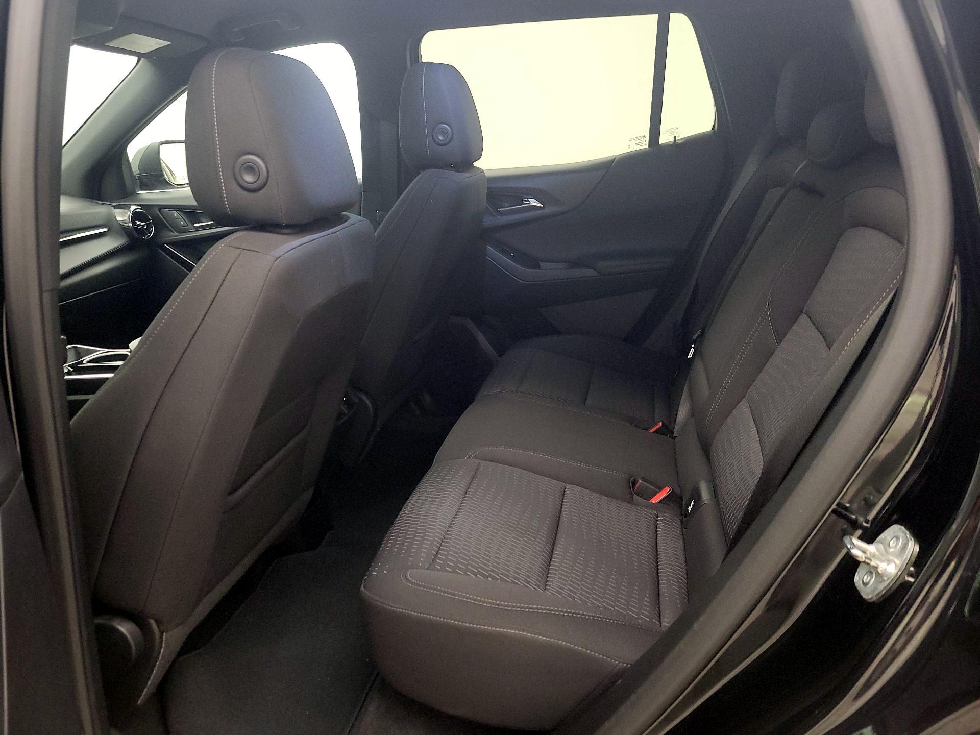 Thumbnail: 2025 Chevrolet Equinox - 18