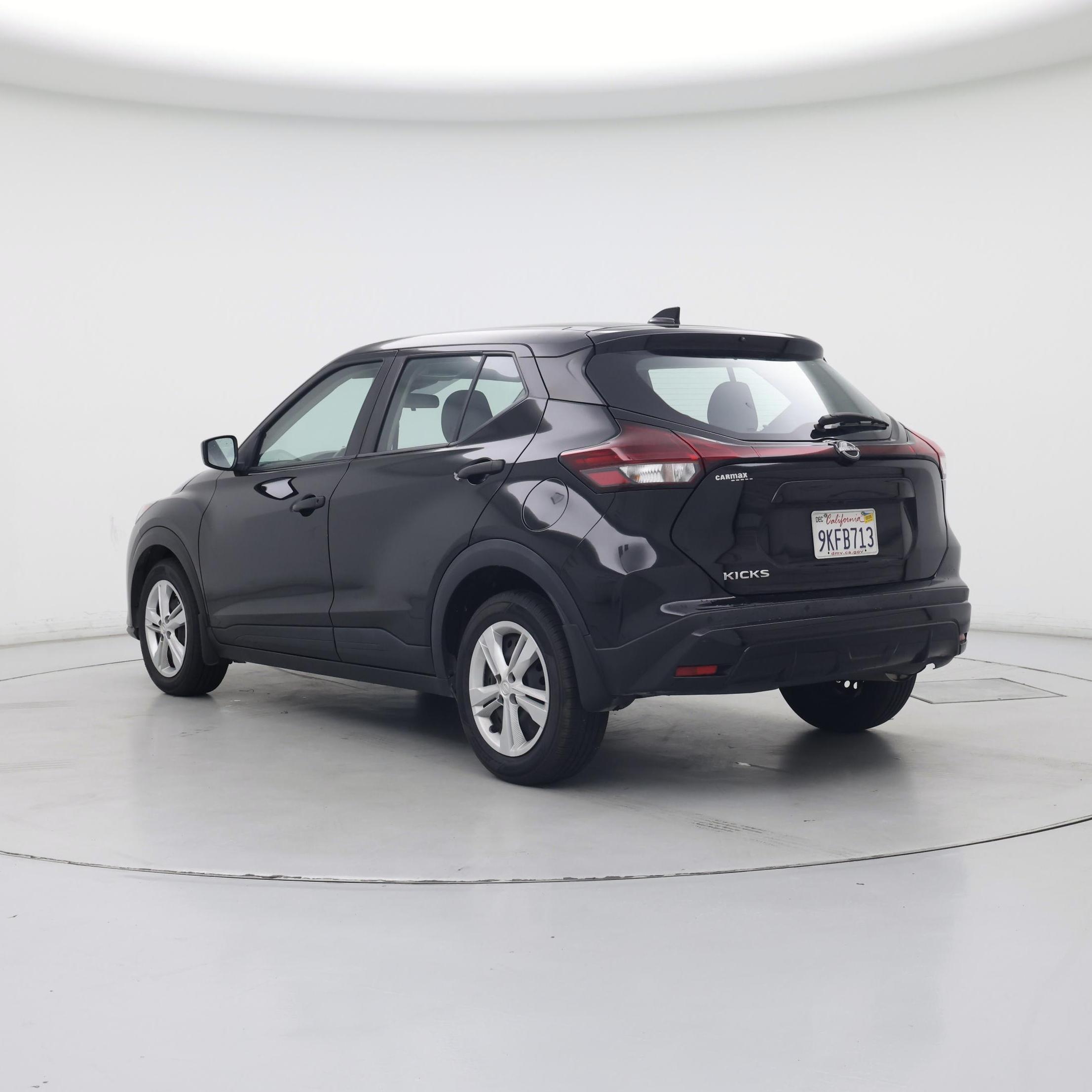 Thumbnail: 2023 Nissan Kicks - 2