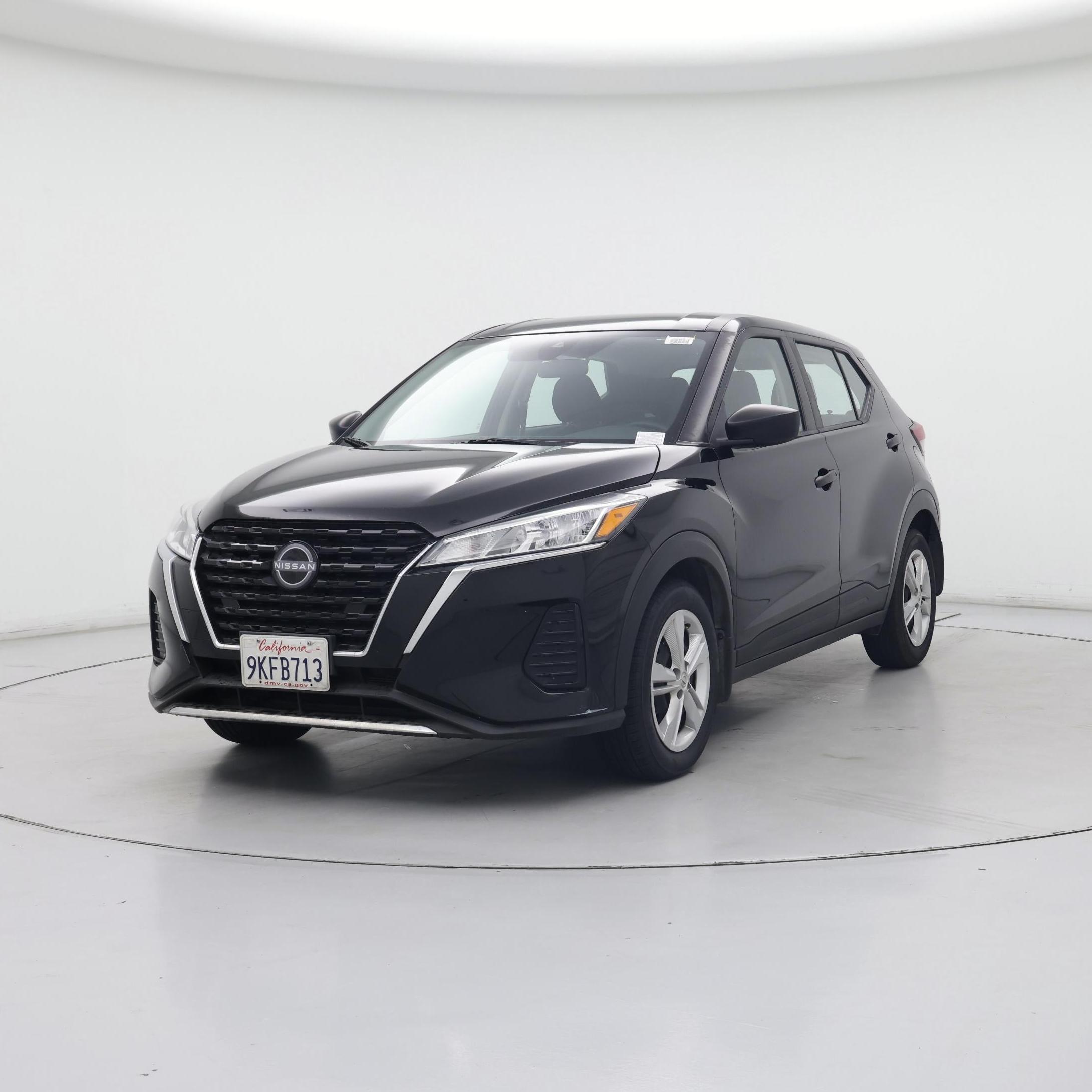 Thumbnail: 2023 Nissan Kicks - 4