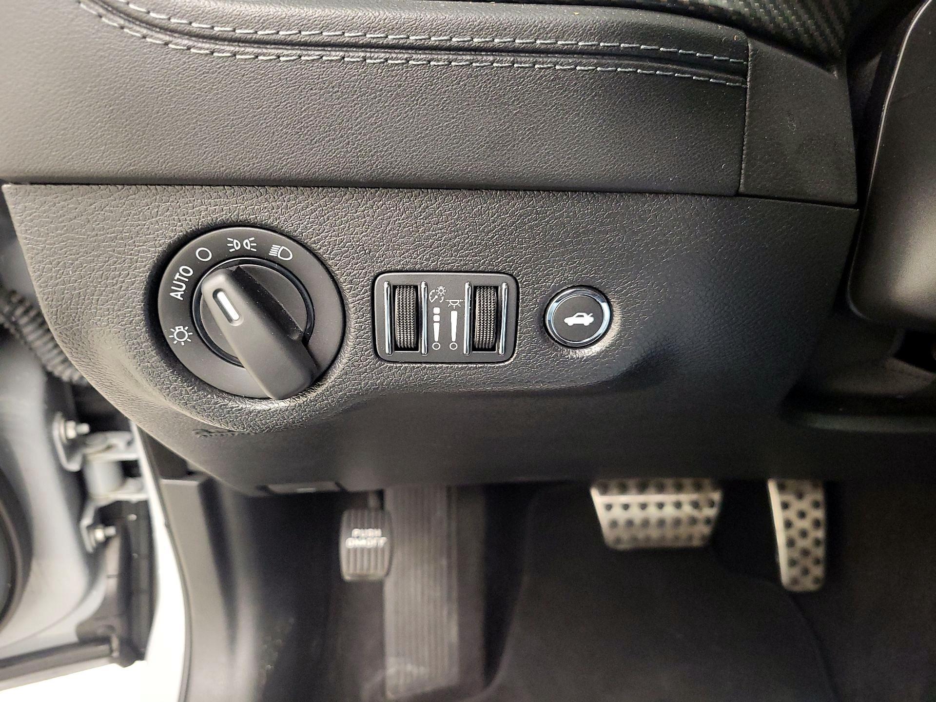 Thumbnail: 2022 Dodge Charger - 13