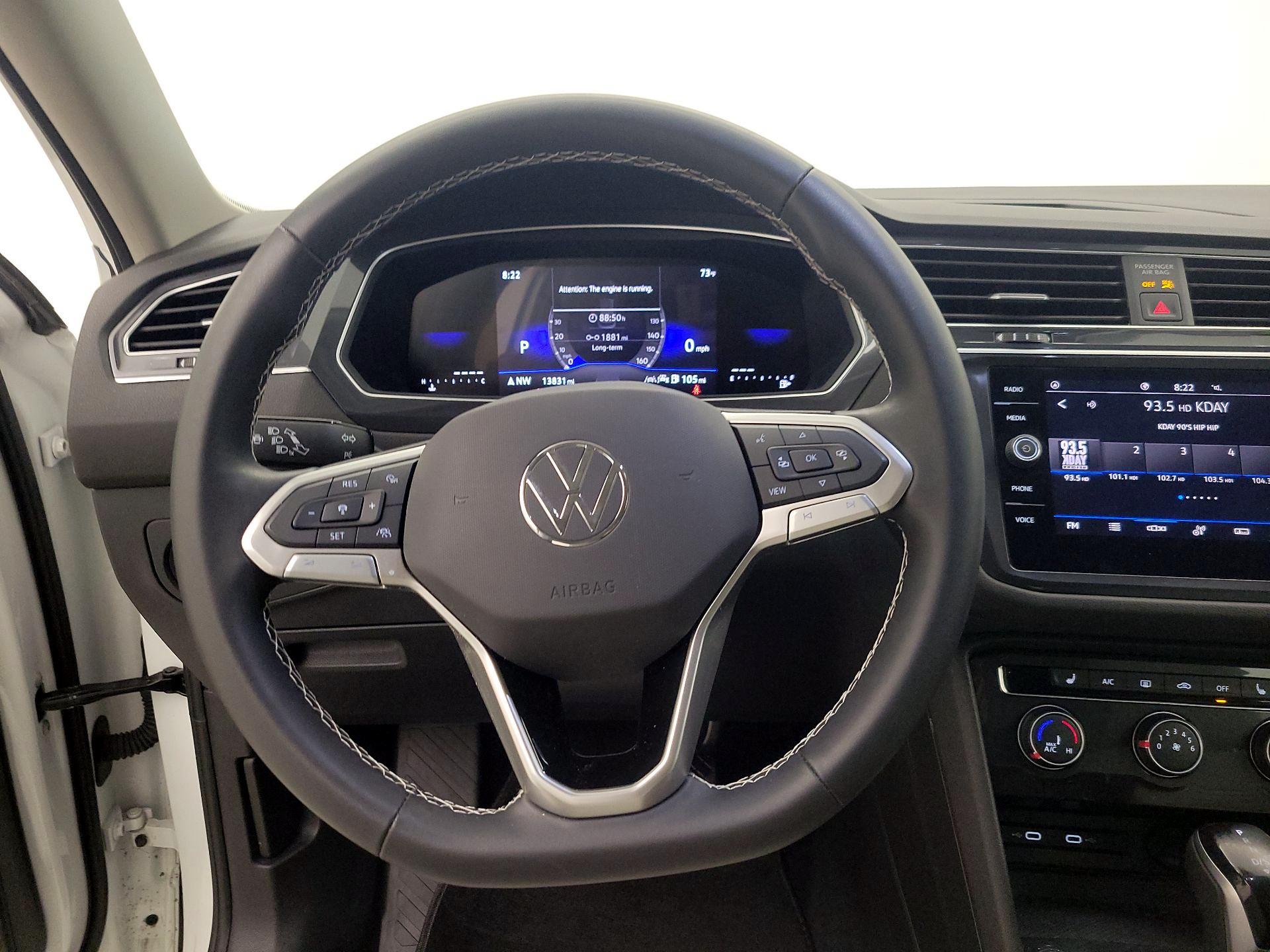 Thumbnail: 2024 Volkswagen Tiguan - 9