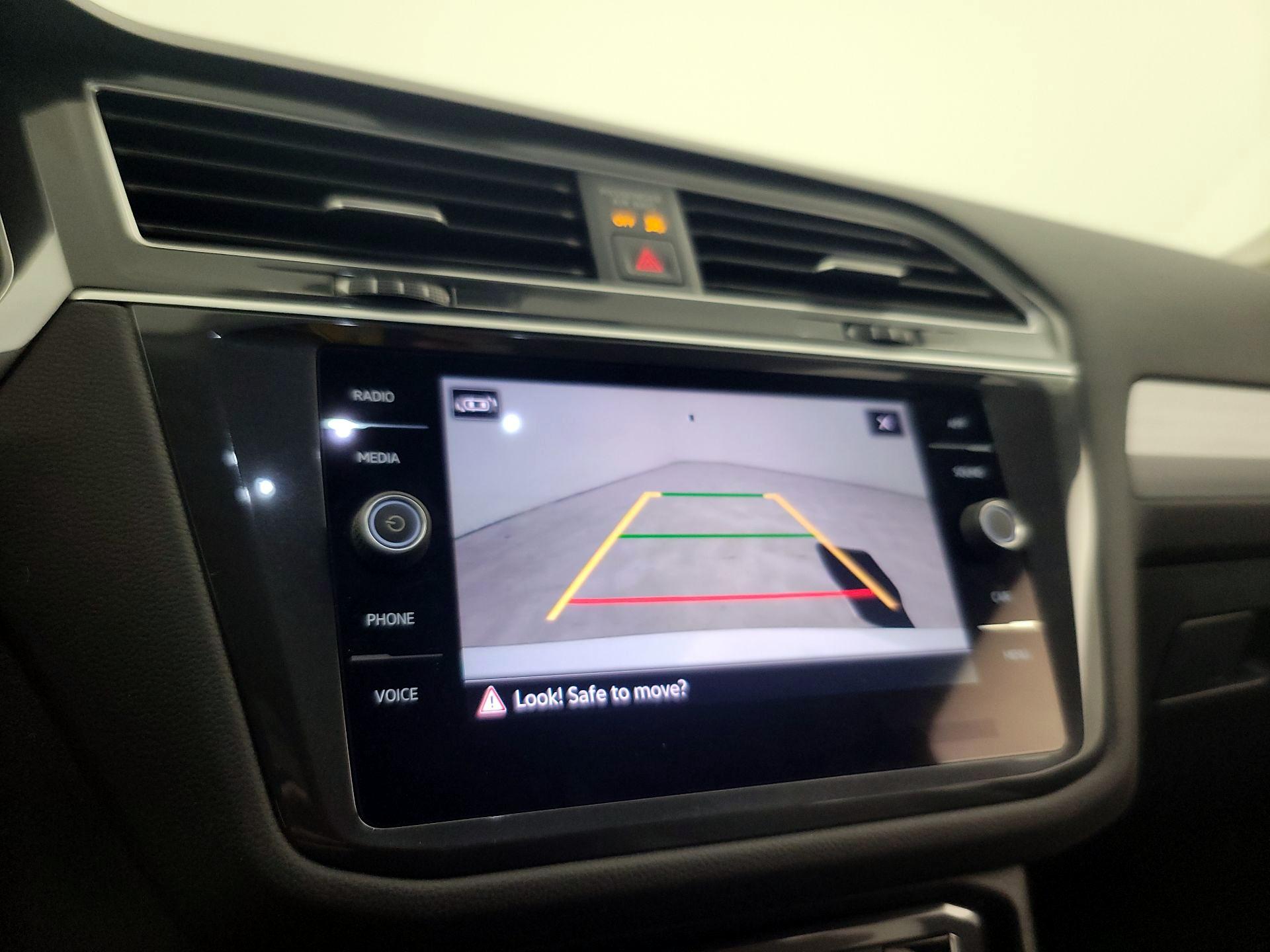 Thumbnail: 2024 Volkswagen Tiguan - 14