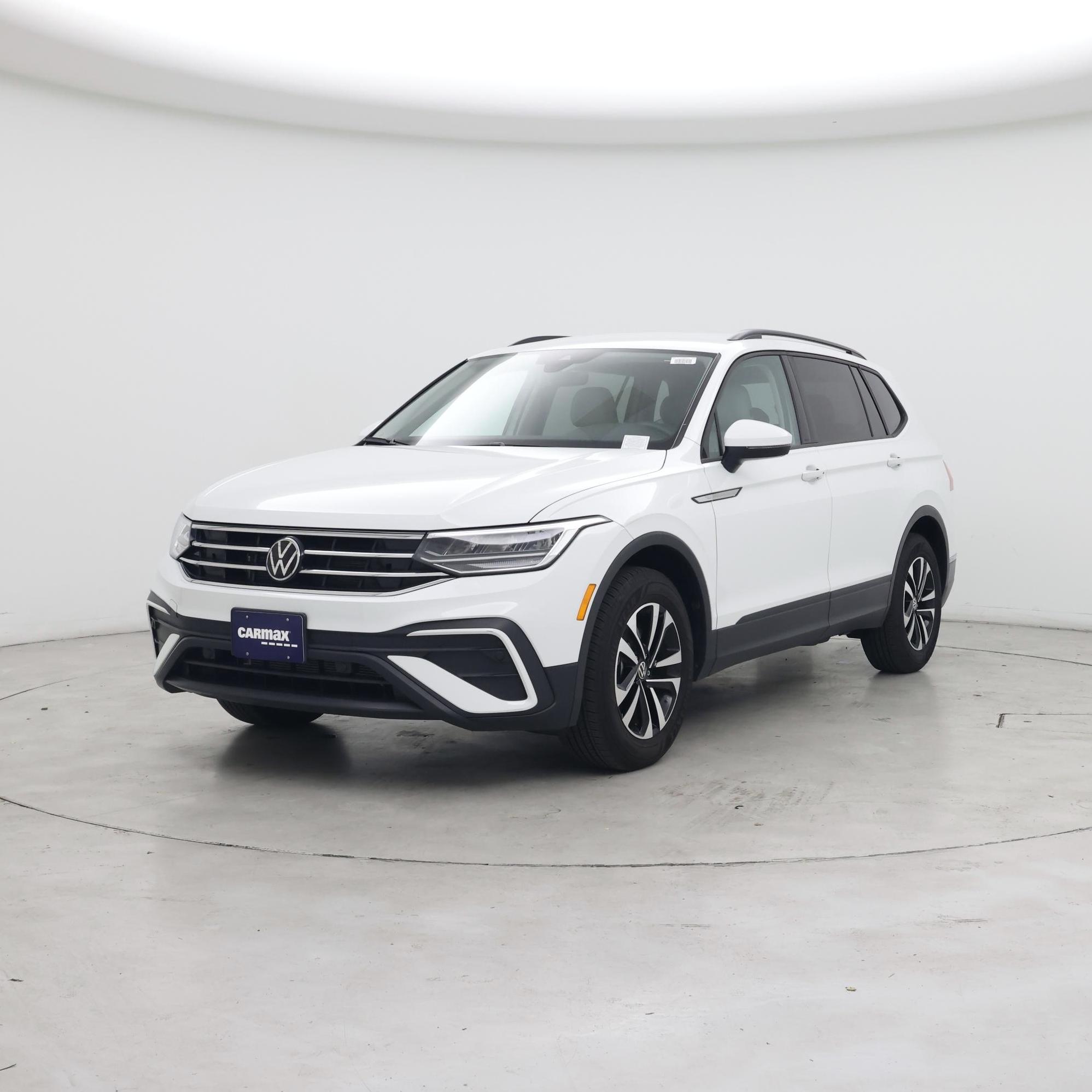 Thumbnail: 2024 Volkswagen Tiguan - 4