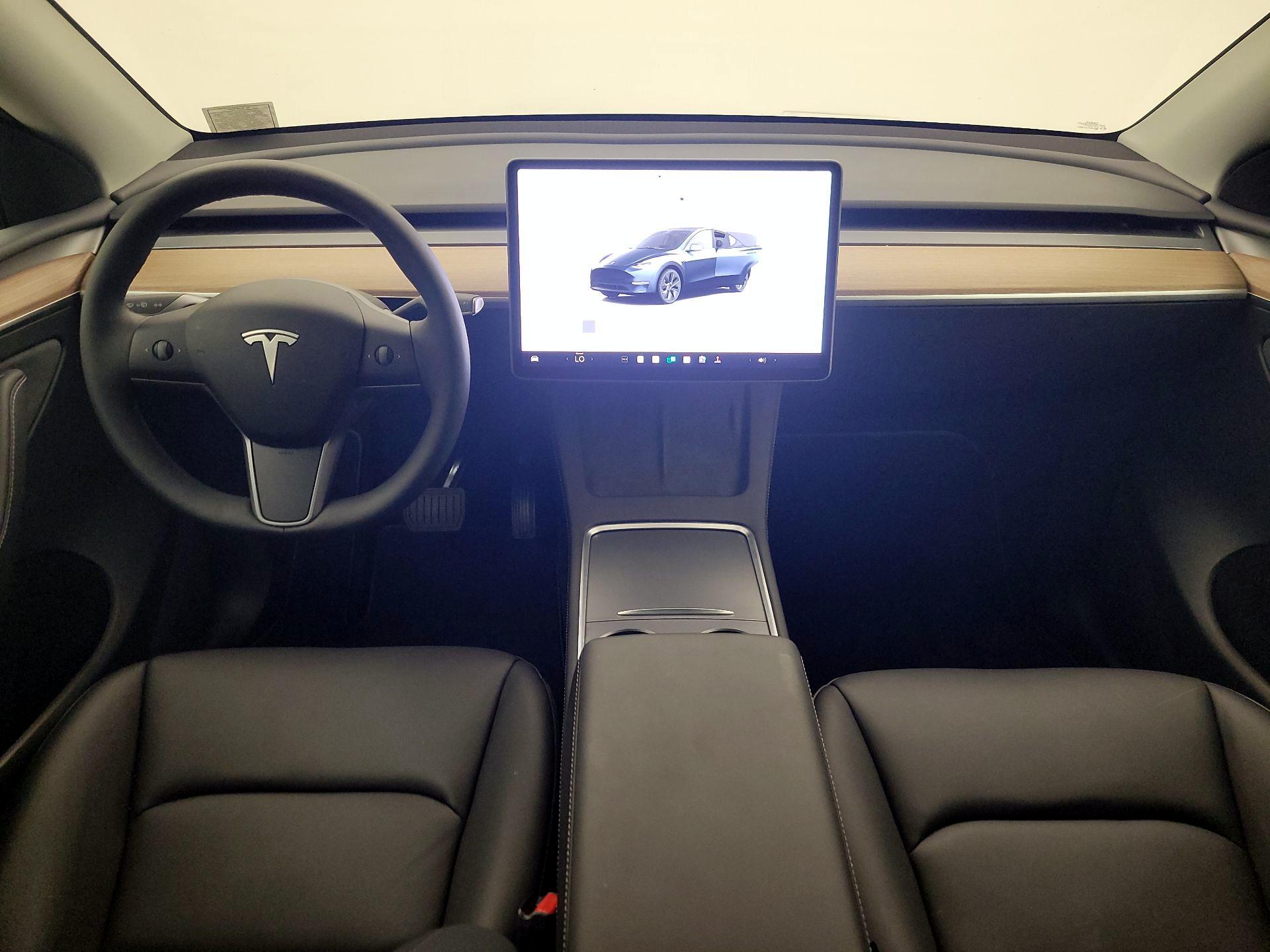 Thumbnail: 2025 Tesla Model Y - 9