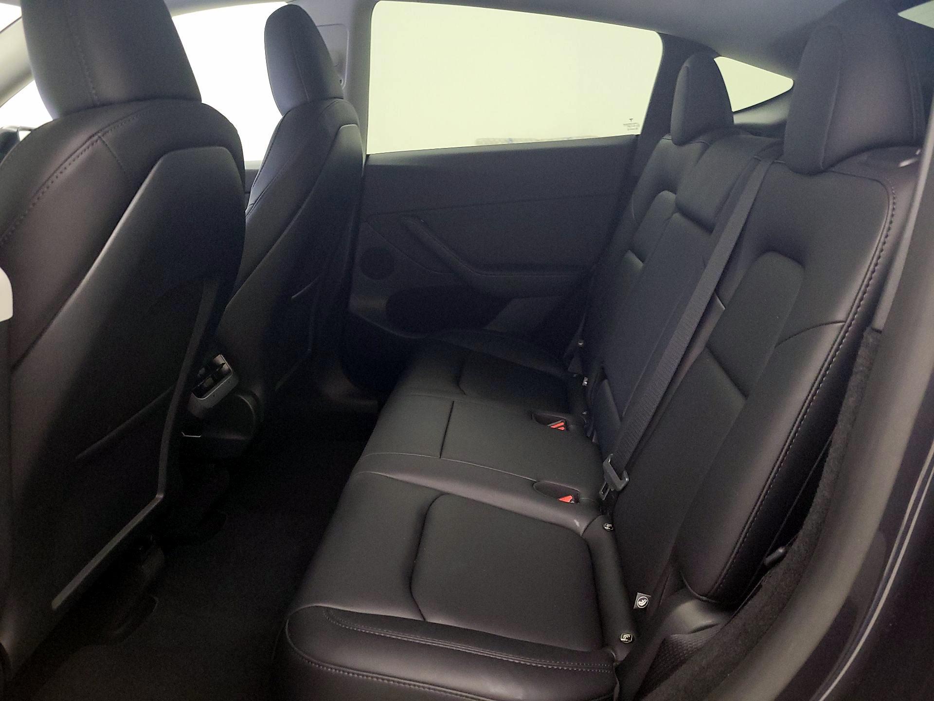 Thumbnail: 2025 Tesla Model Y - 18