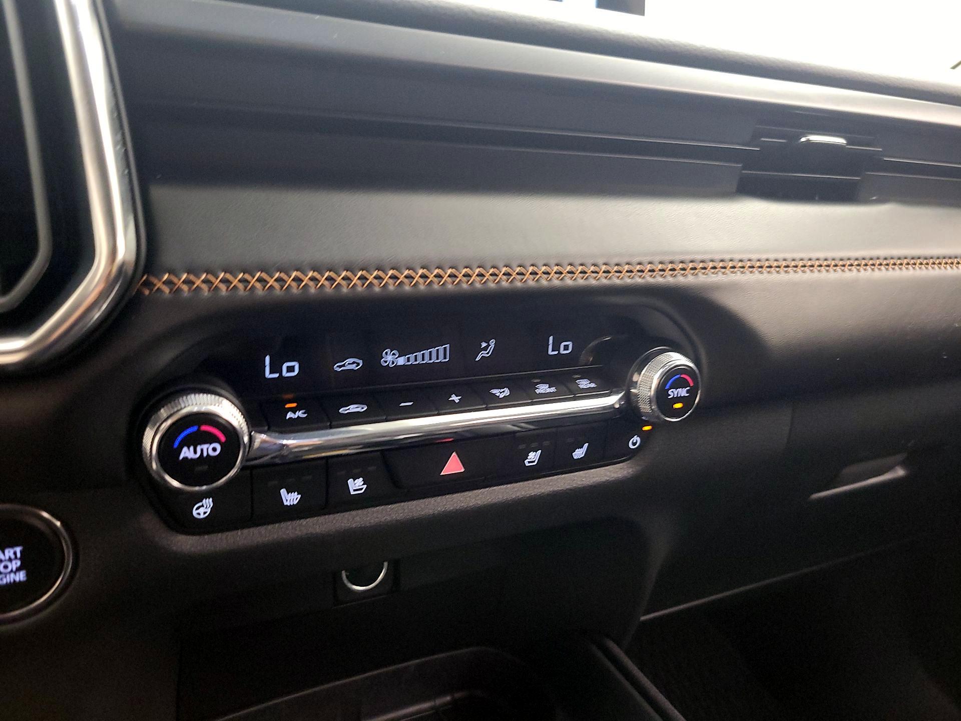 Thumbnail: 2025 Mazda CX-50 - 16