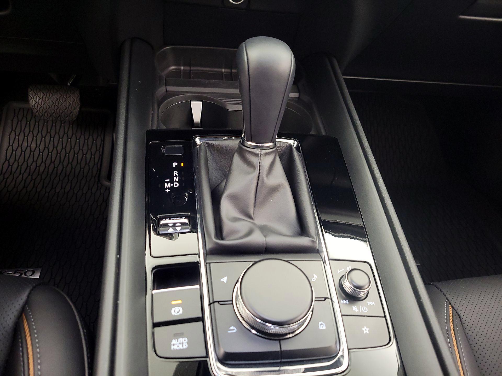 Thumbnail: 2025 Mazda CX-50 - 17