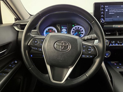 Steering Wheel & Instrument Cluster (On)