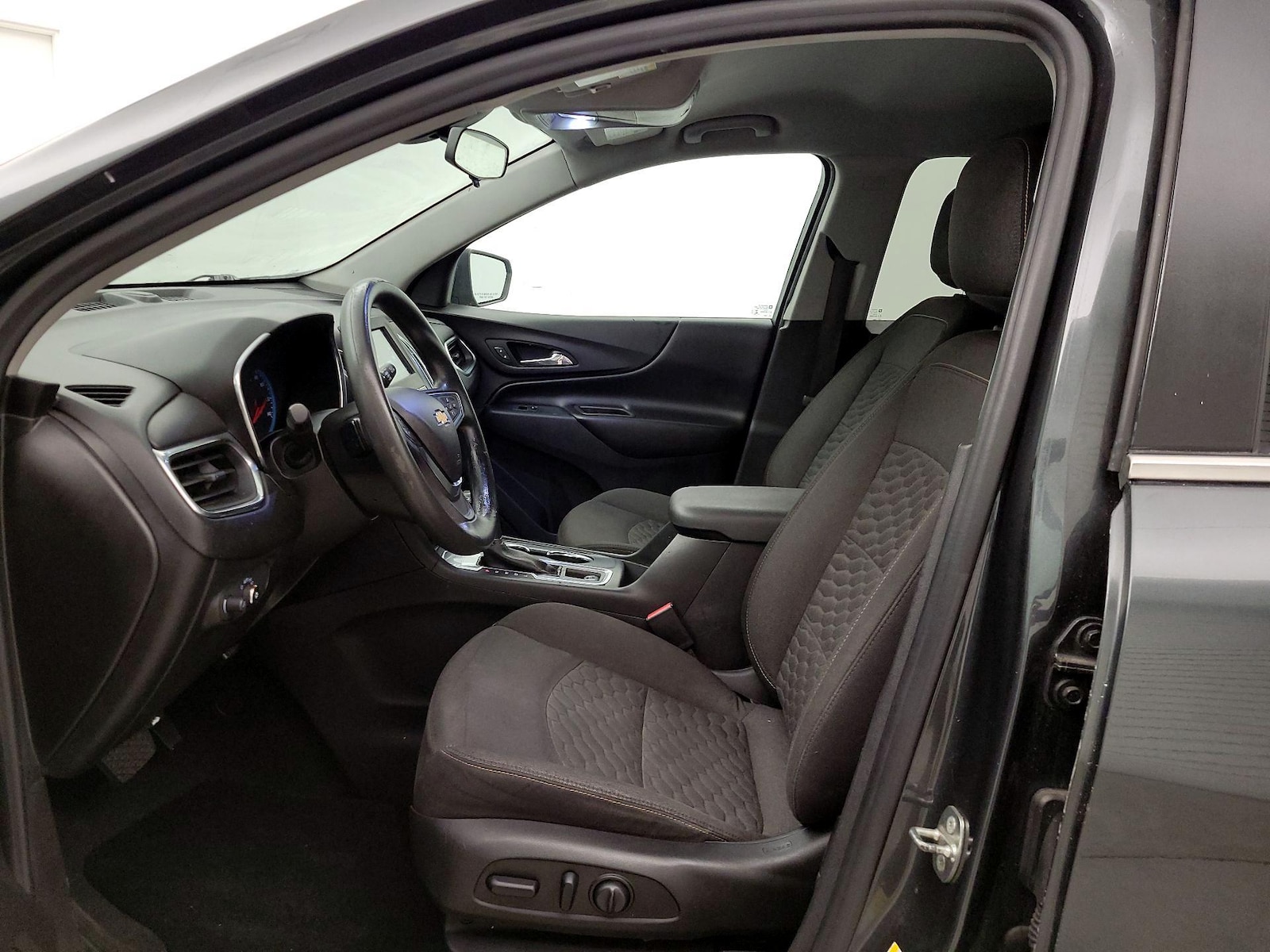 Power Seat(s) & Side Airbags