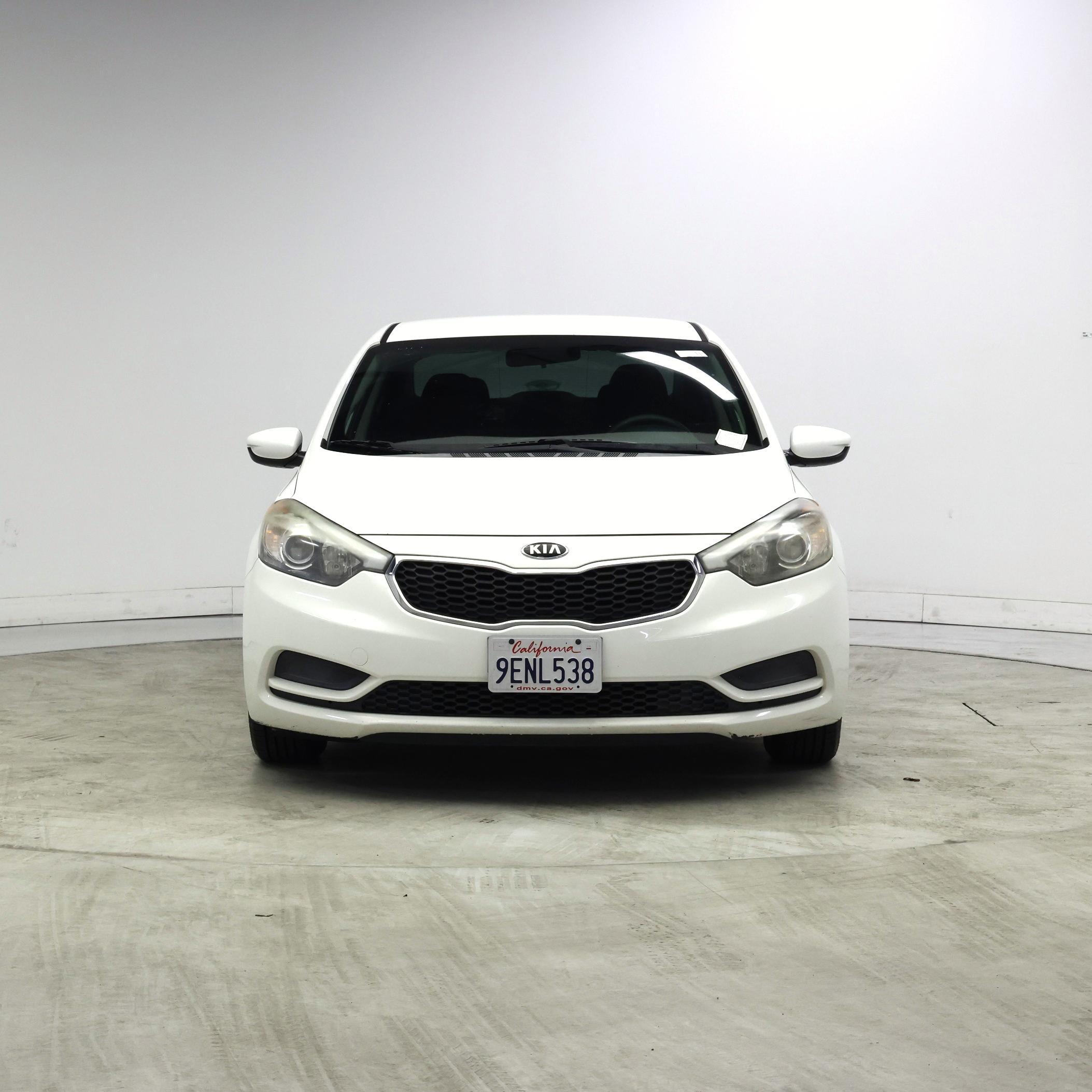 Thumbnail: 2016 Kia Forte - 5