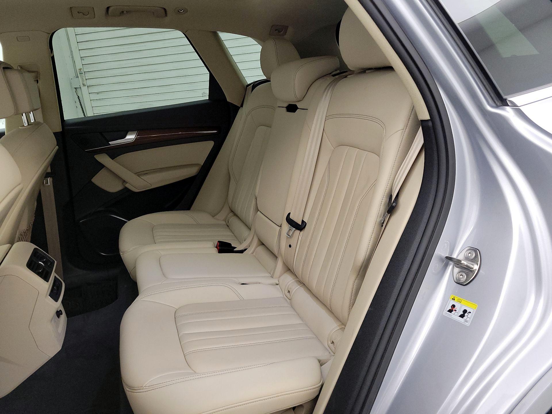 Thumbnail: 2023 Audi Q5 - 19