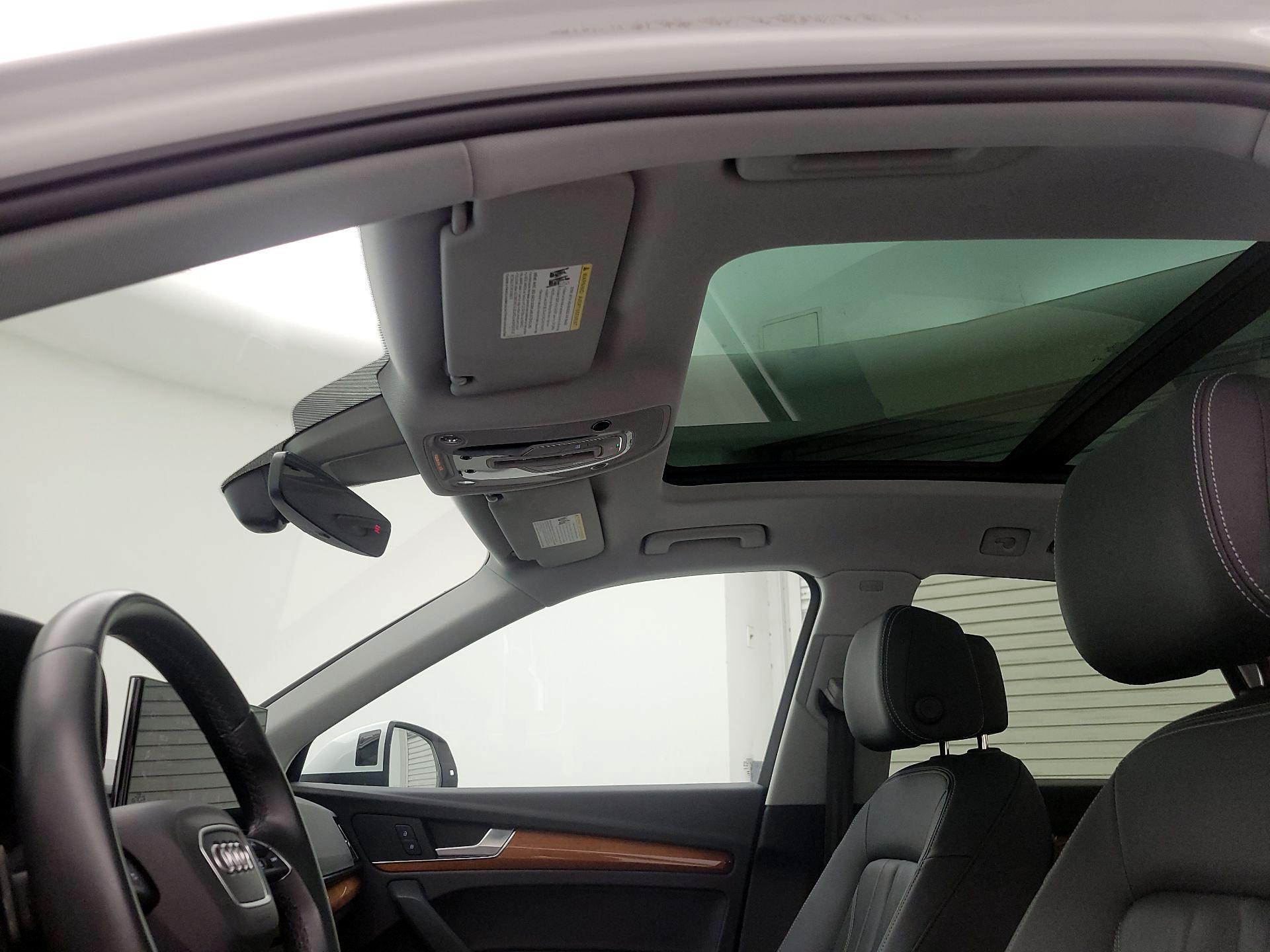 Thumbnail: 2023 Audi Q5 - 19