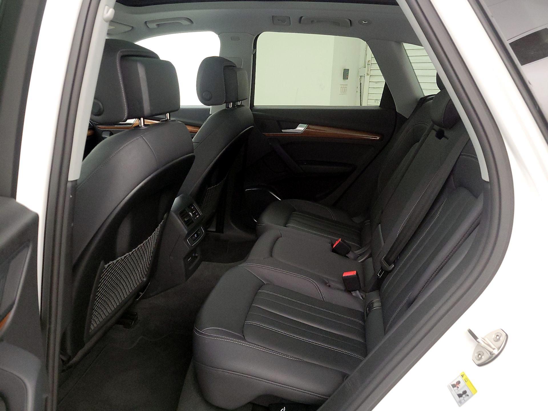 Thumbnail: 2023 Audi Q5 - 20