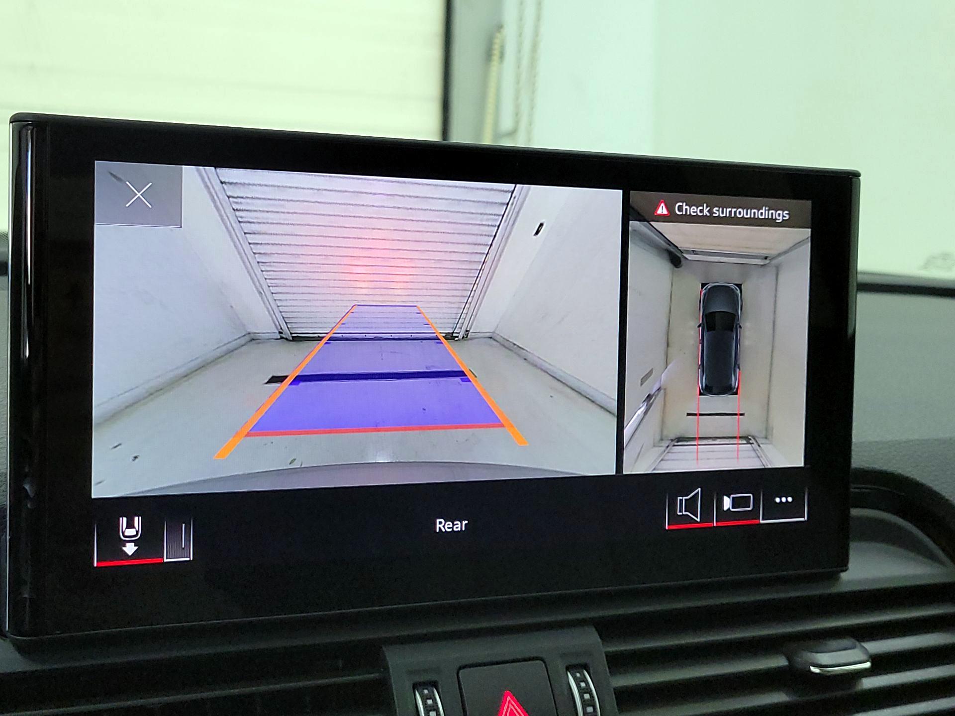 Thumbnail: 2023 Audi Q5 - 15