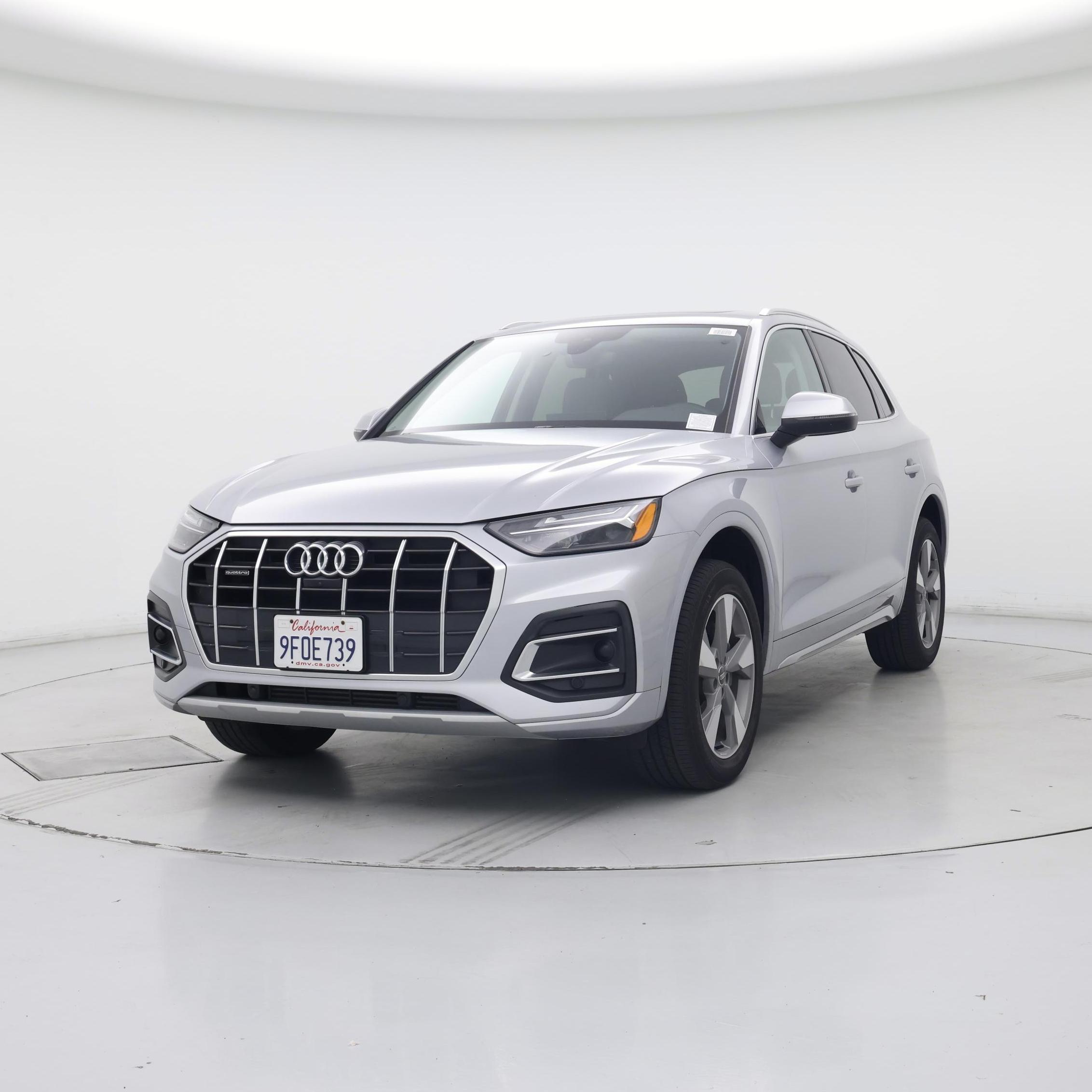 Thumbnail: 2023 Audi Q5 - 4
