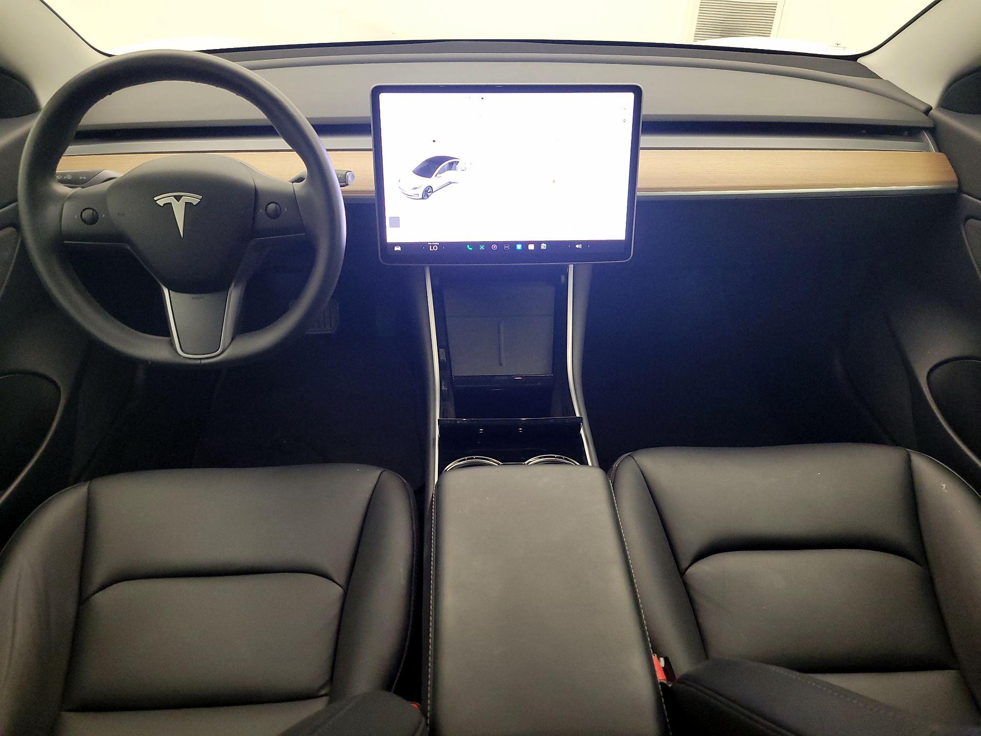 Thumbnail: 2020 Tesla Model 3 - 9