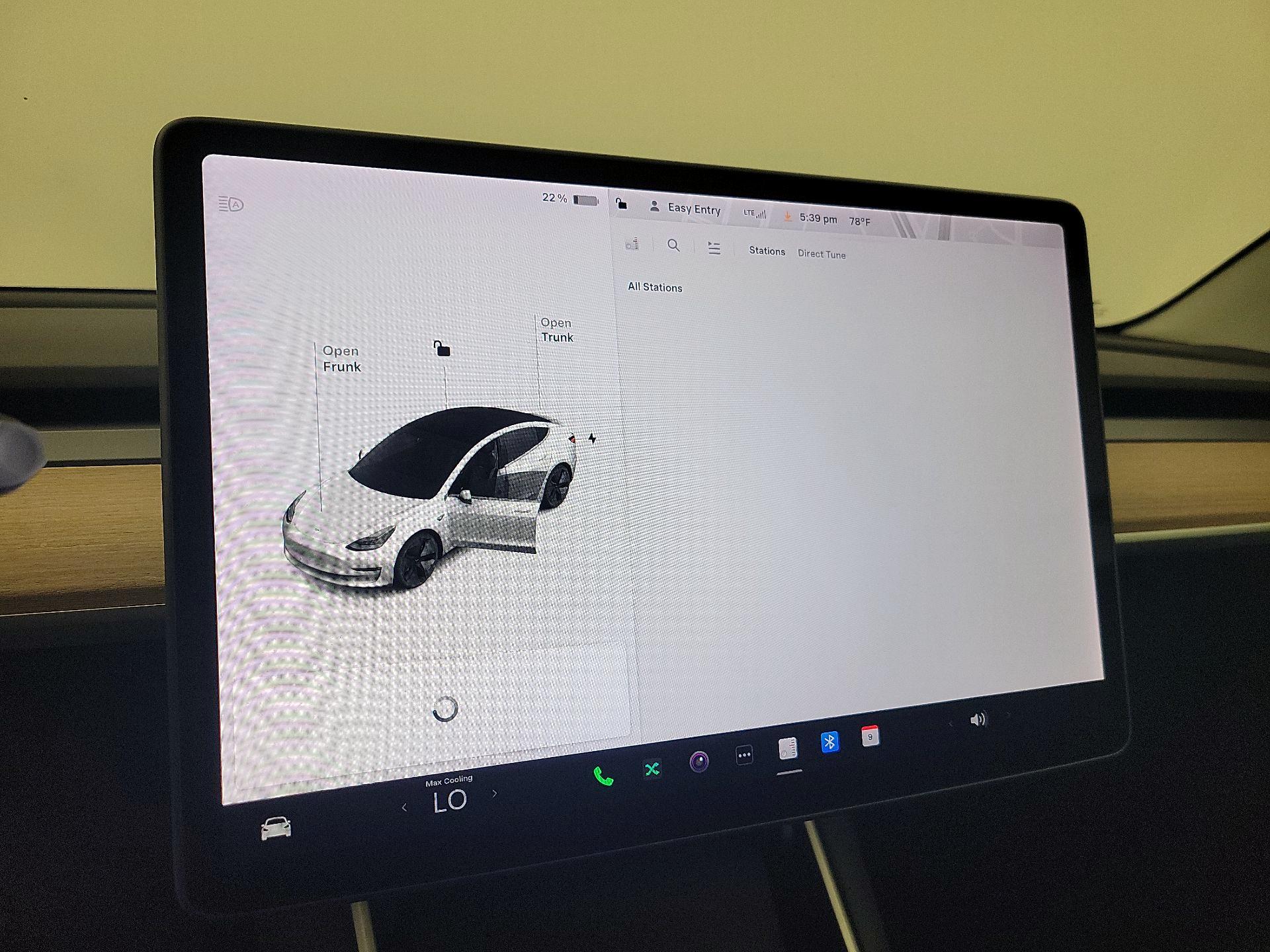 Thumbnail: 2020 Tesla Model 3 - 15