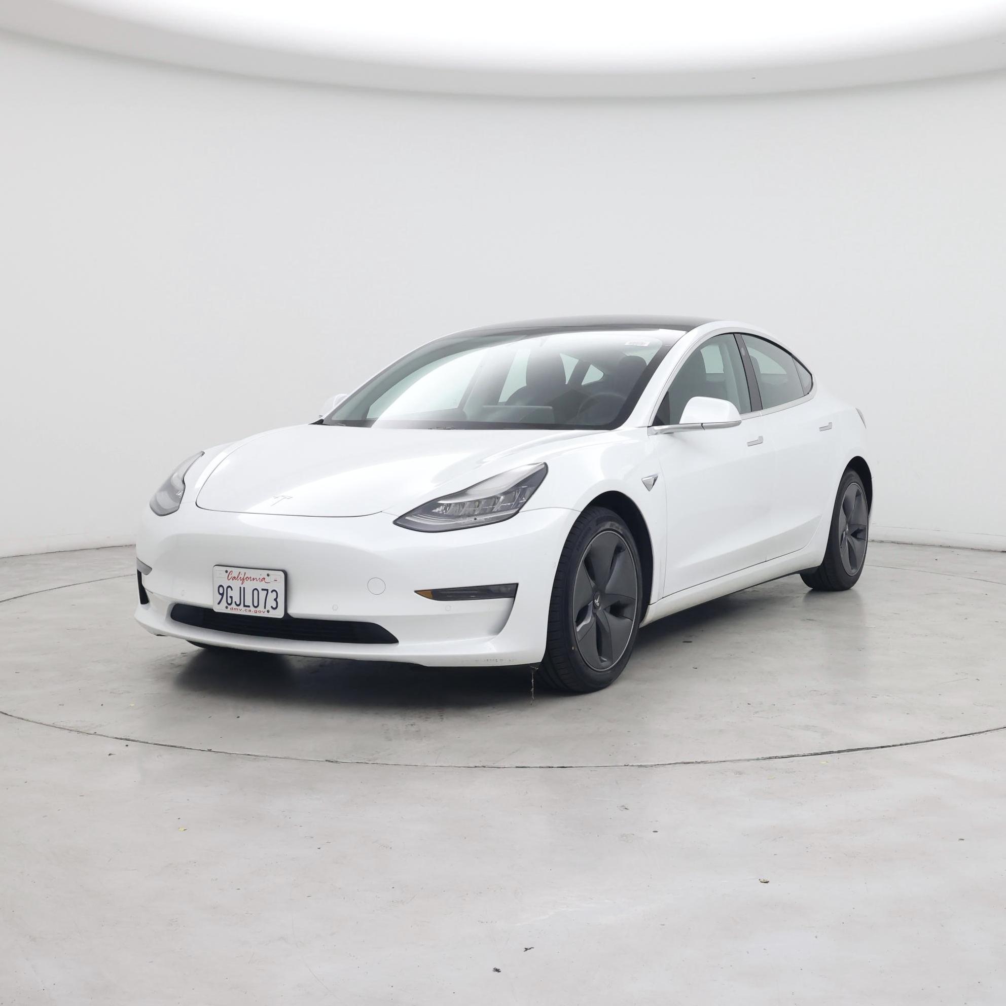 Thumbnail: 2020 Tesla Model 3 - 4